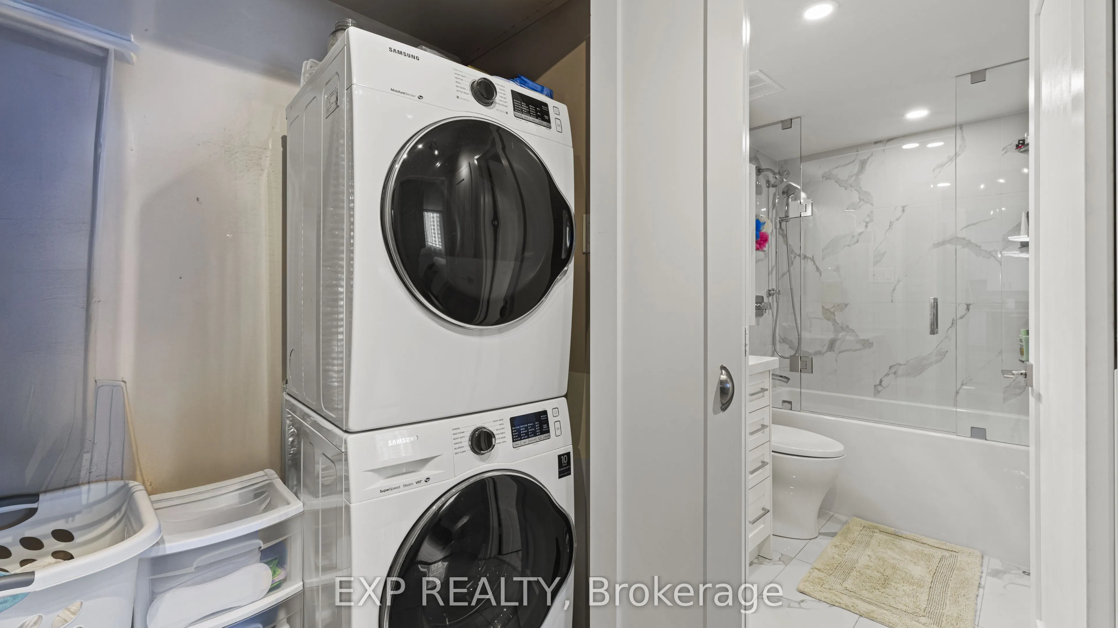 3590 Kaneff Crescent, #1404