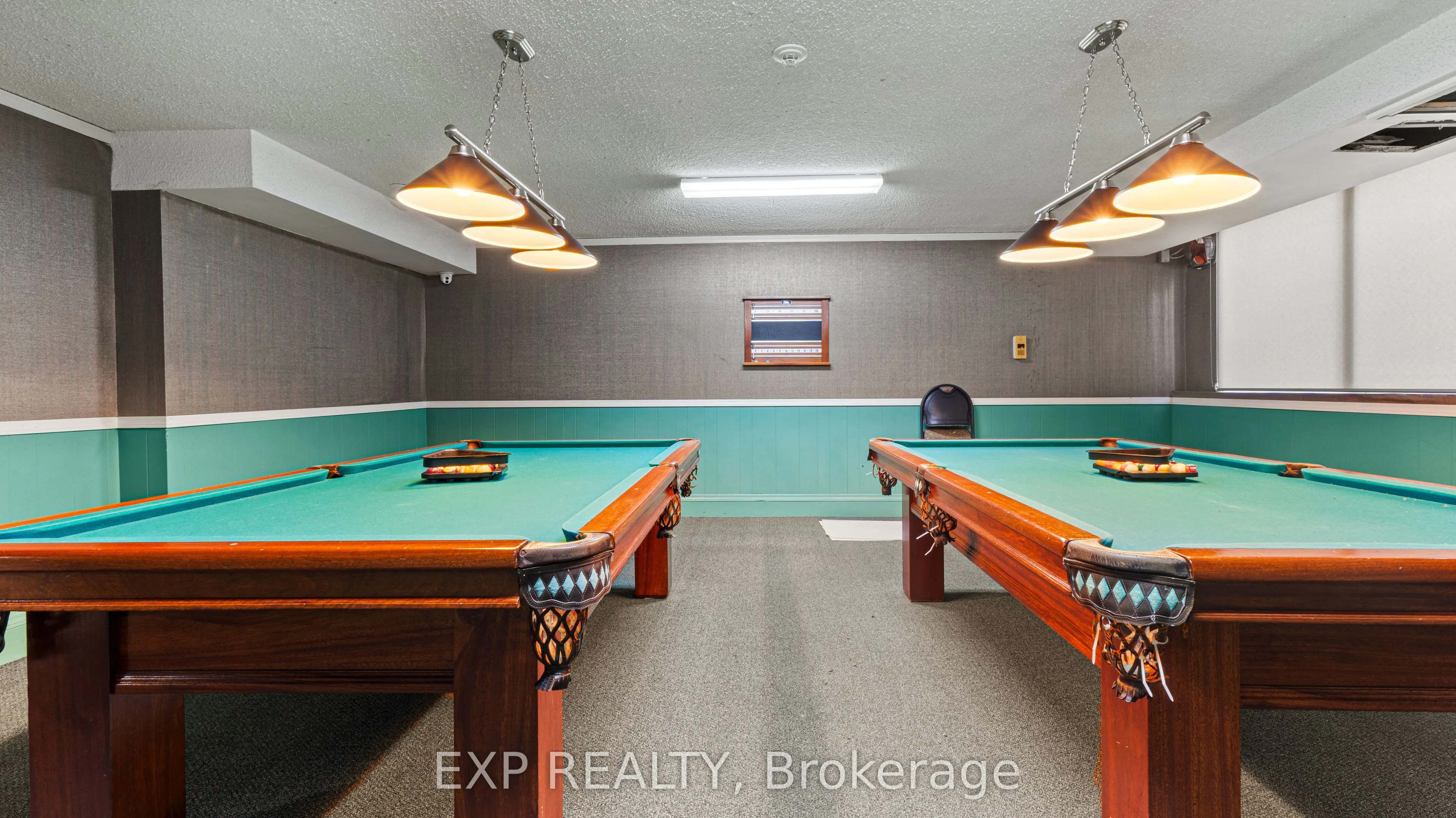 3590 Kaneff Crescent, #1404