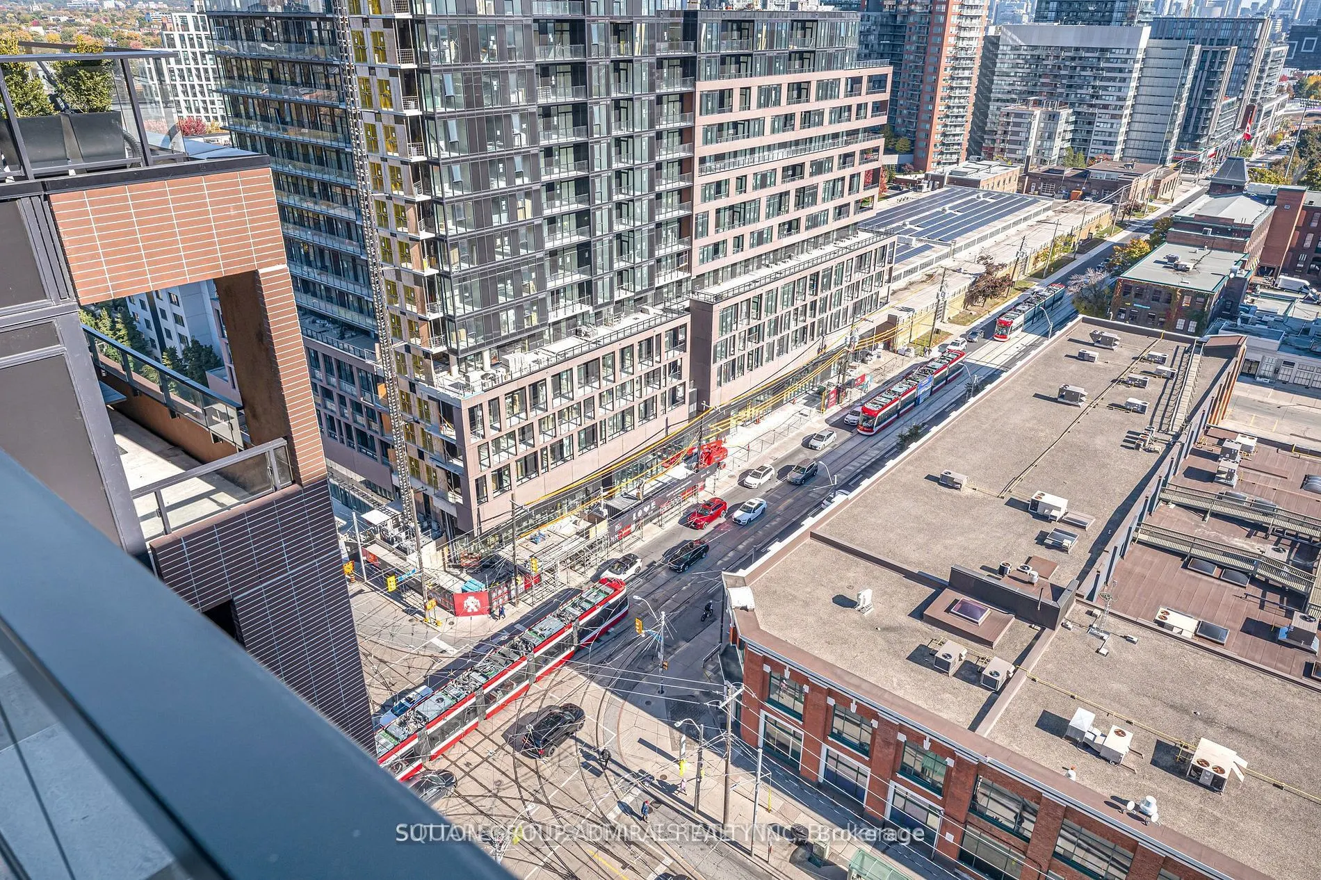 270 Dufferin Street, #PH01