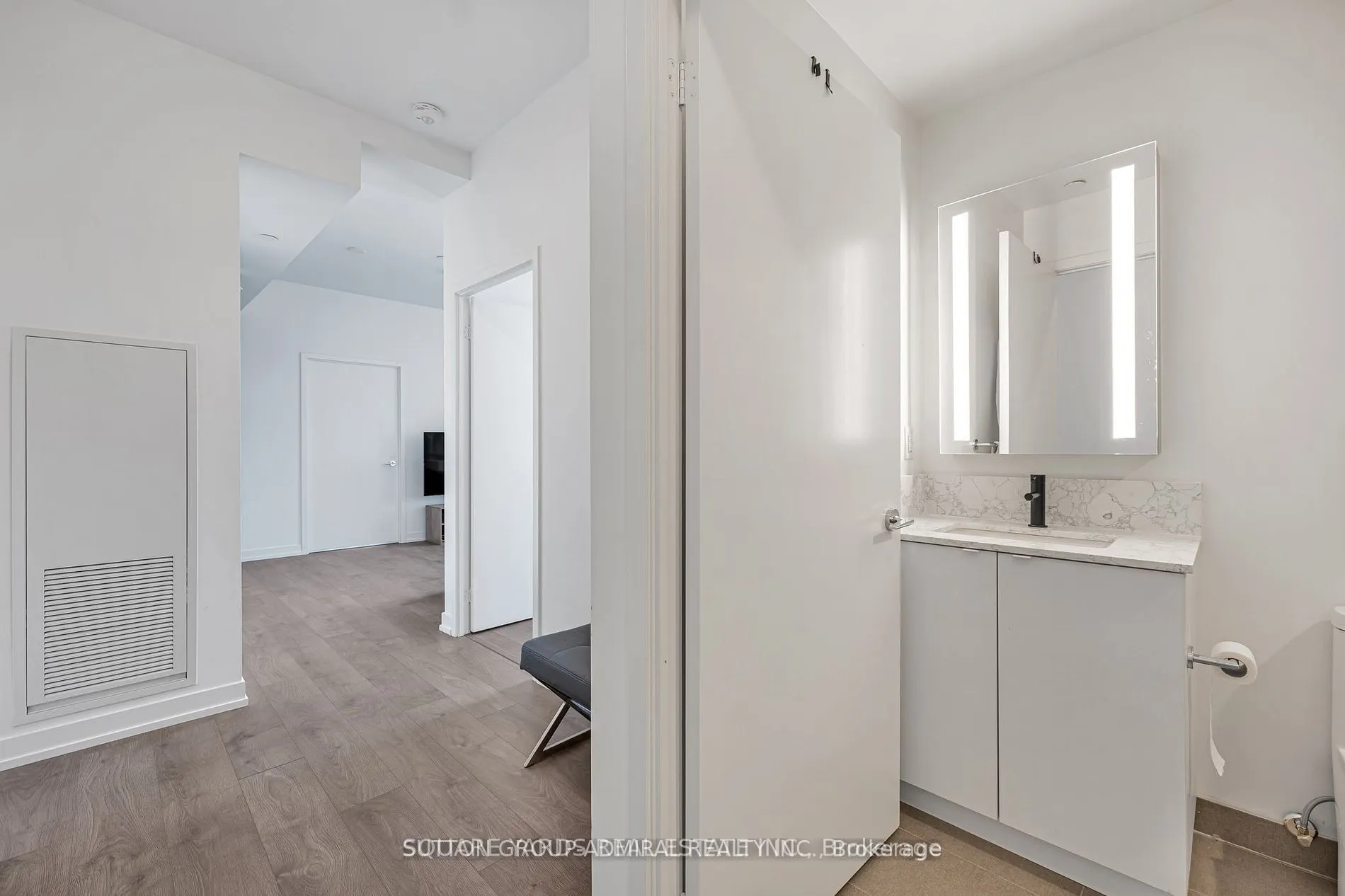 270 Dufferin Street, #PH01