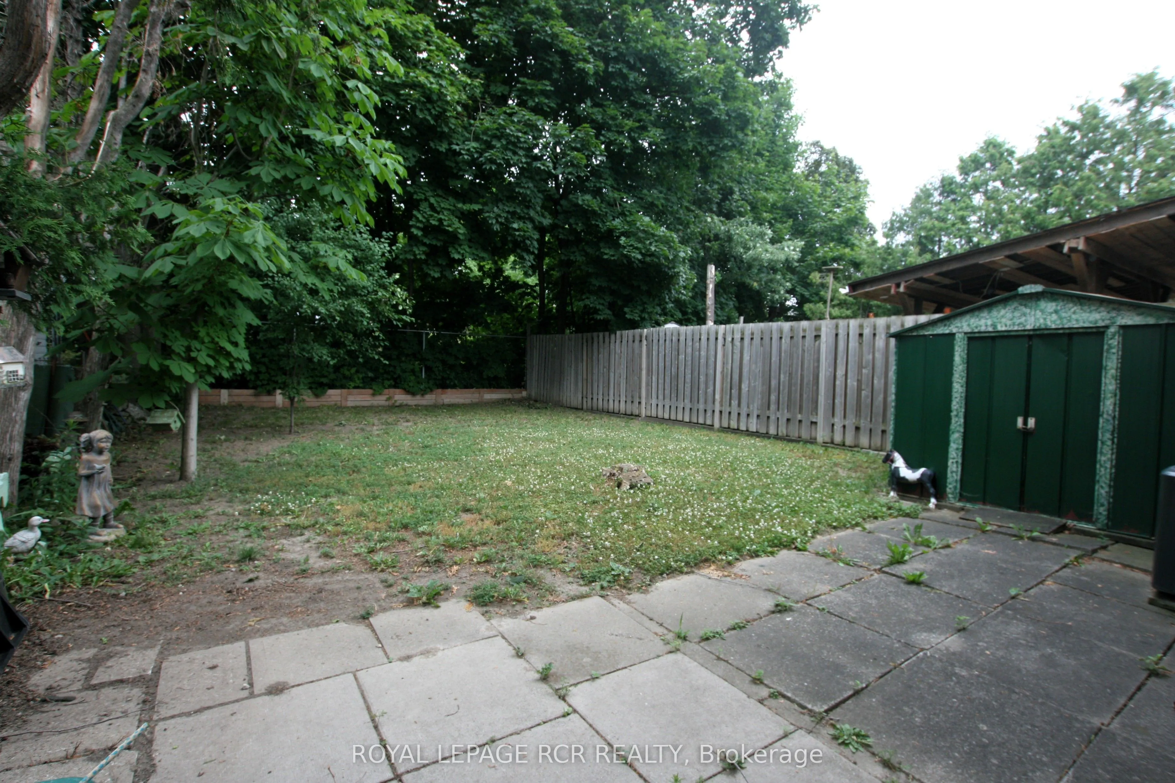 69 Neames Crescent