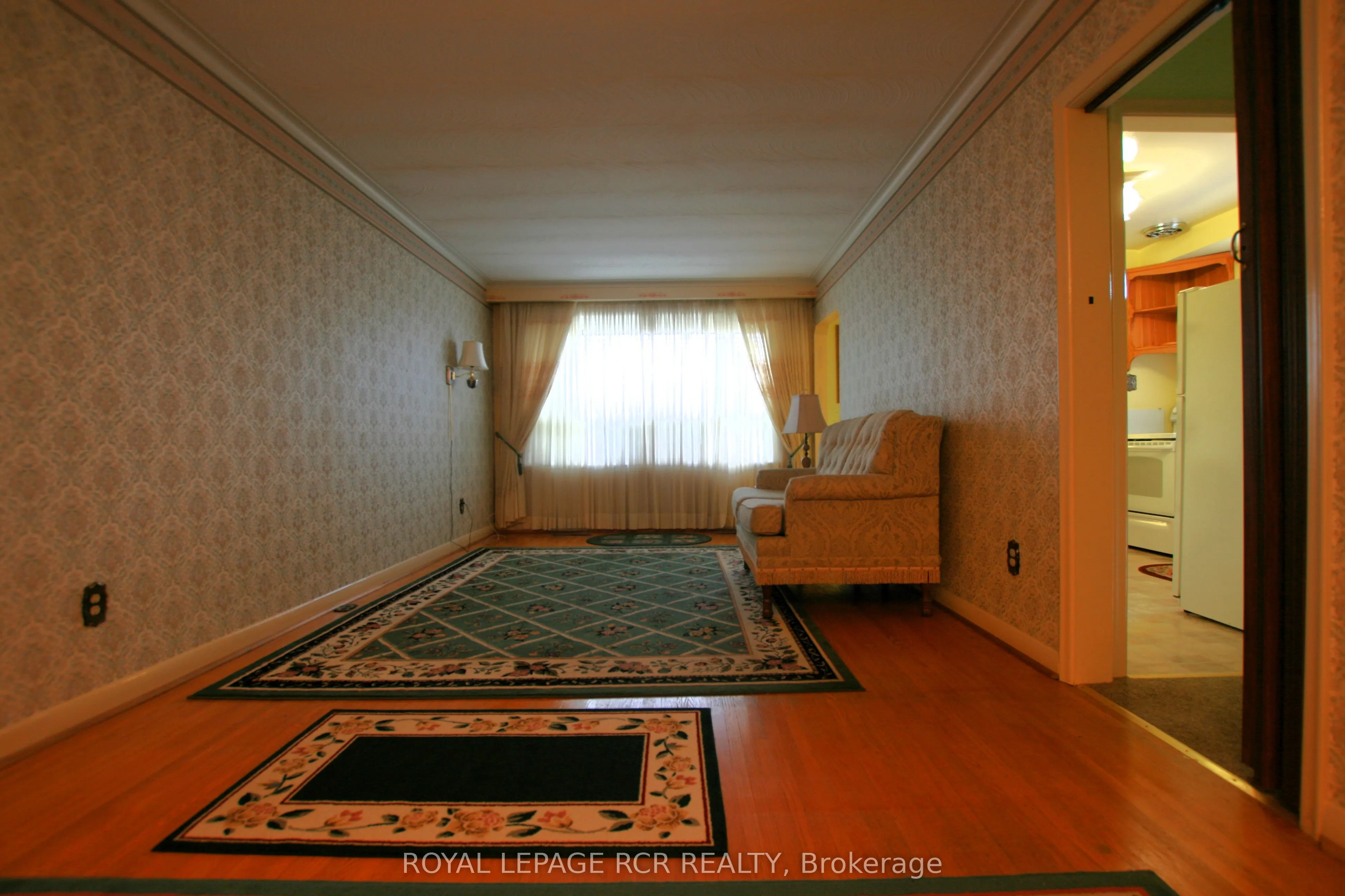 69 Neames Crescent