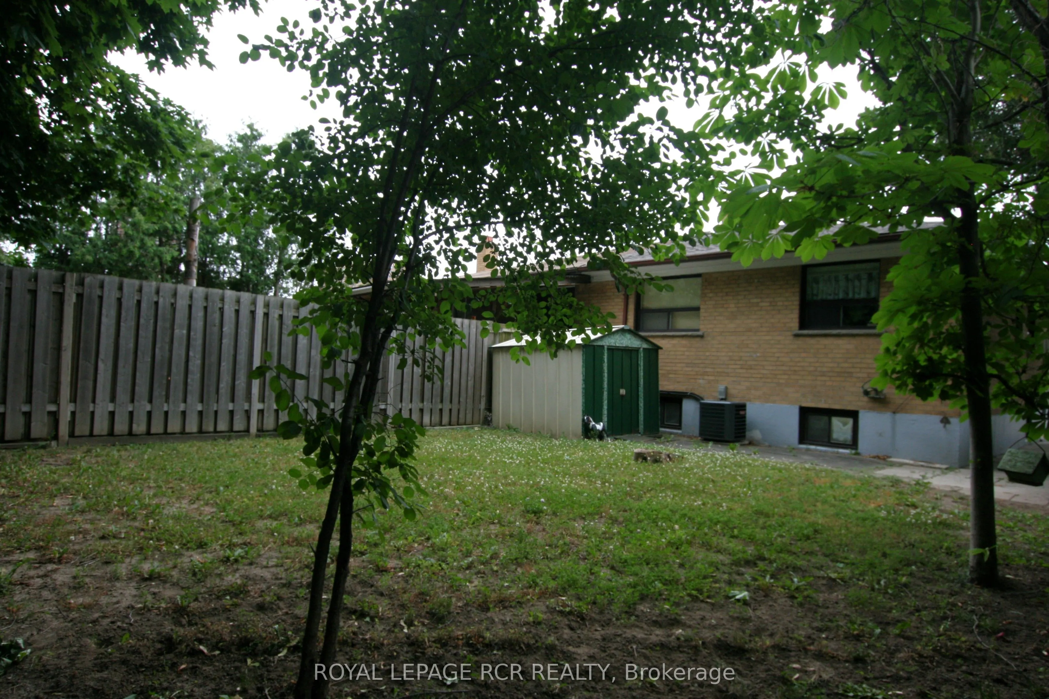 69 Neames Crescent
