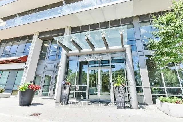 2230 Lake Shore Boulevard W, #201