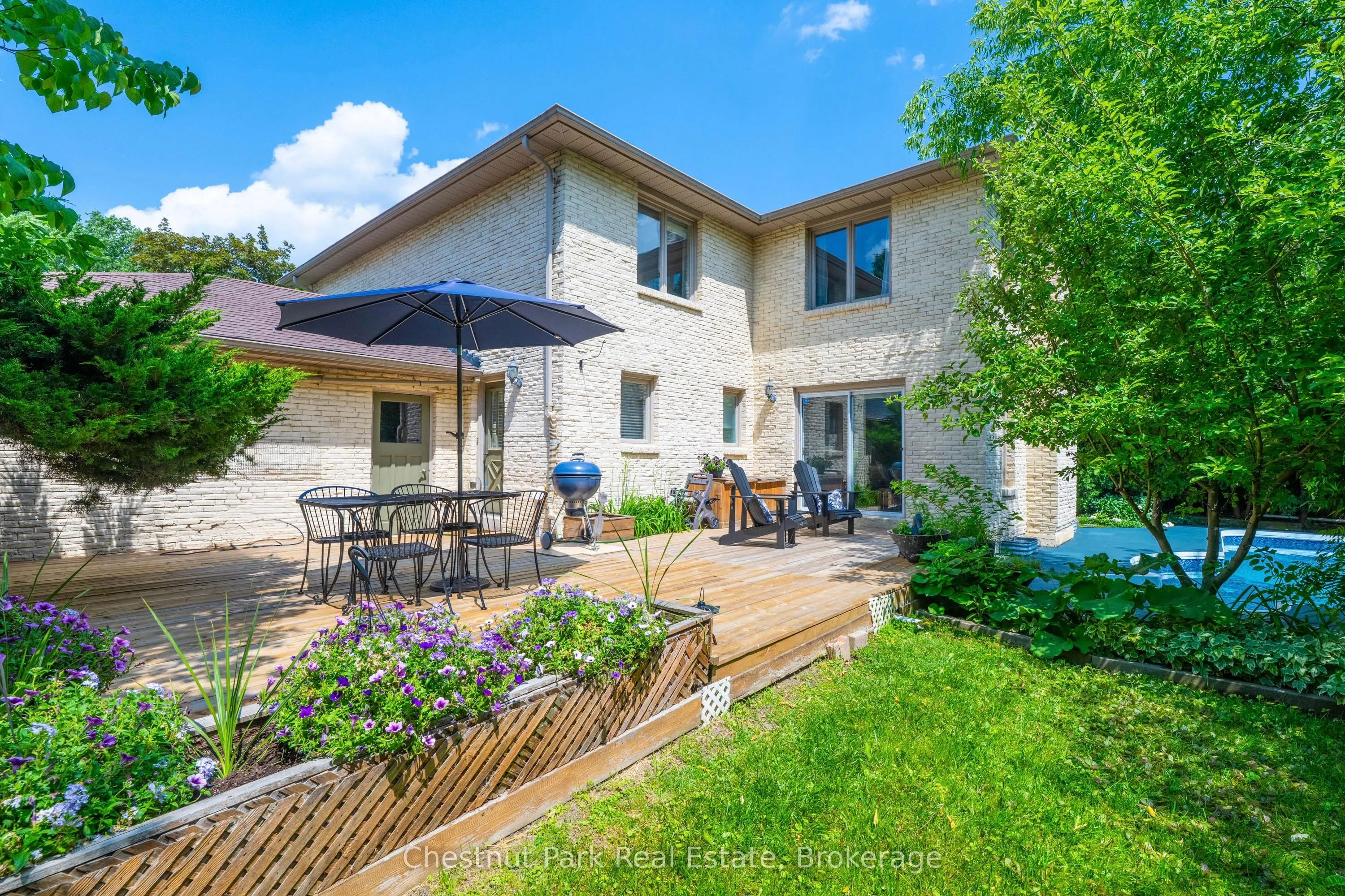 2052 Chippewa Trail