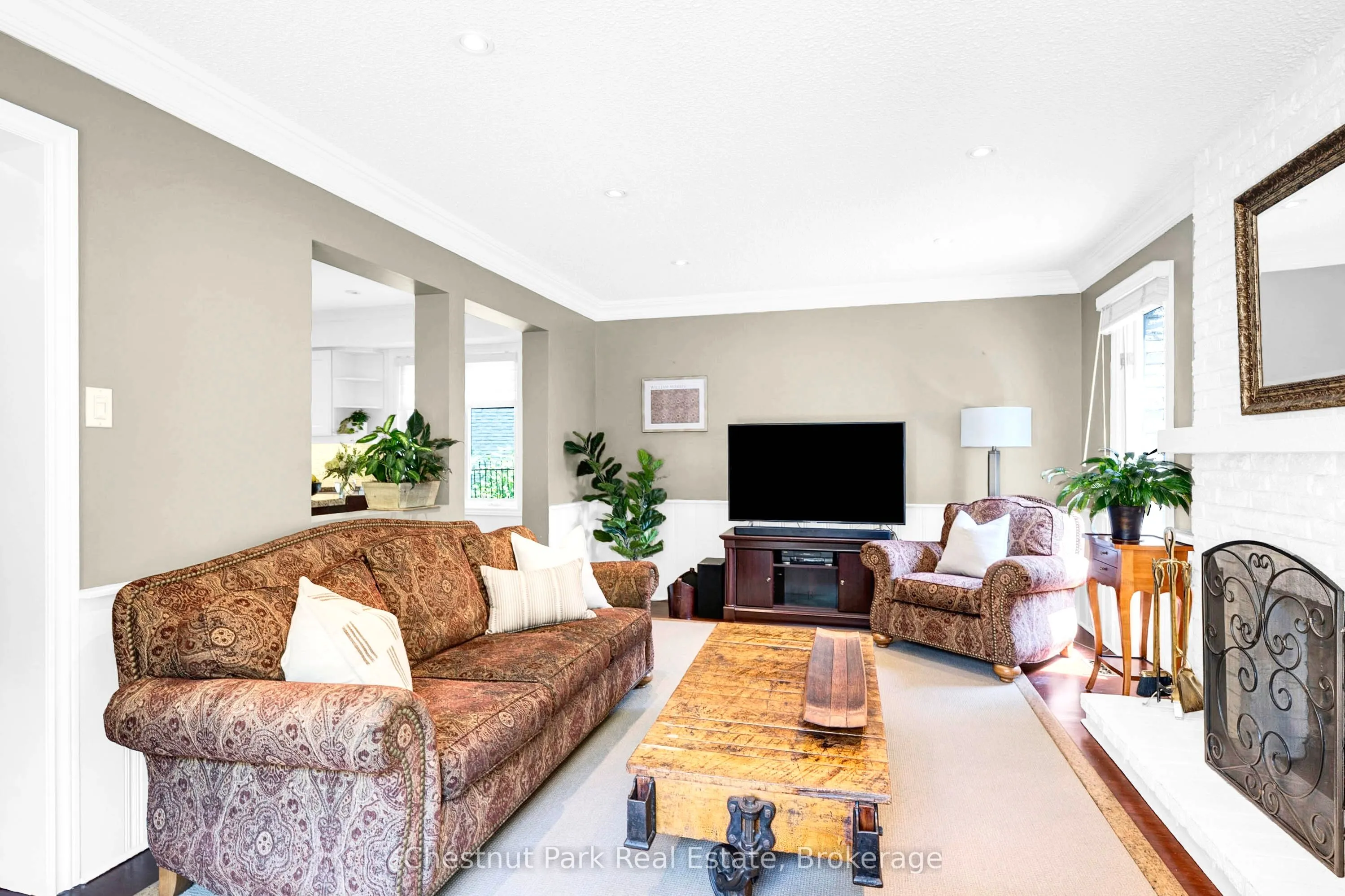 2052 Chippewa Trail