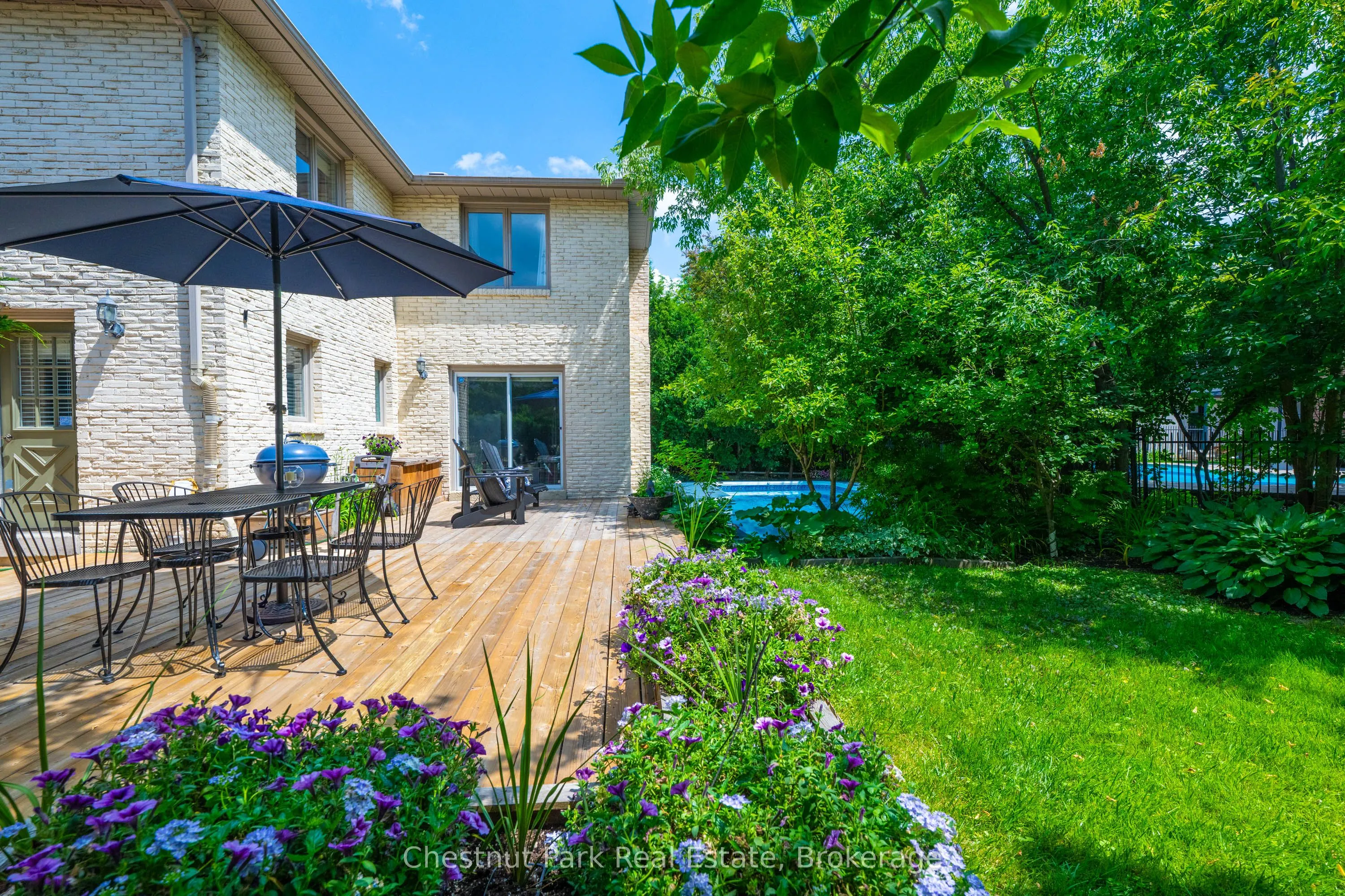 2052 Chippewa Trail