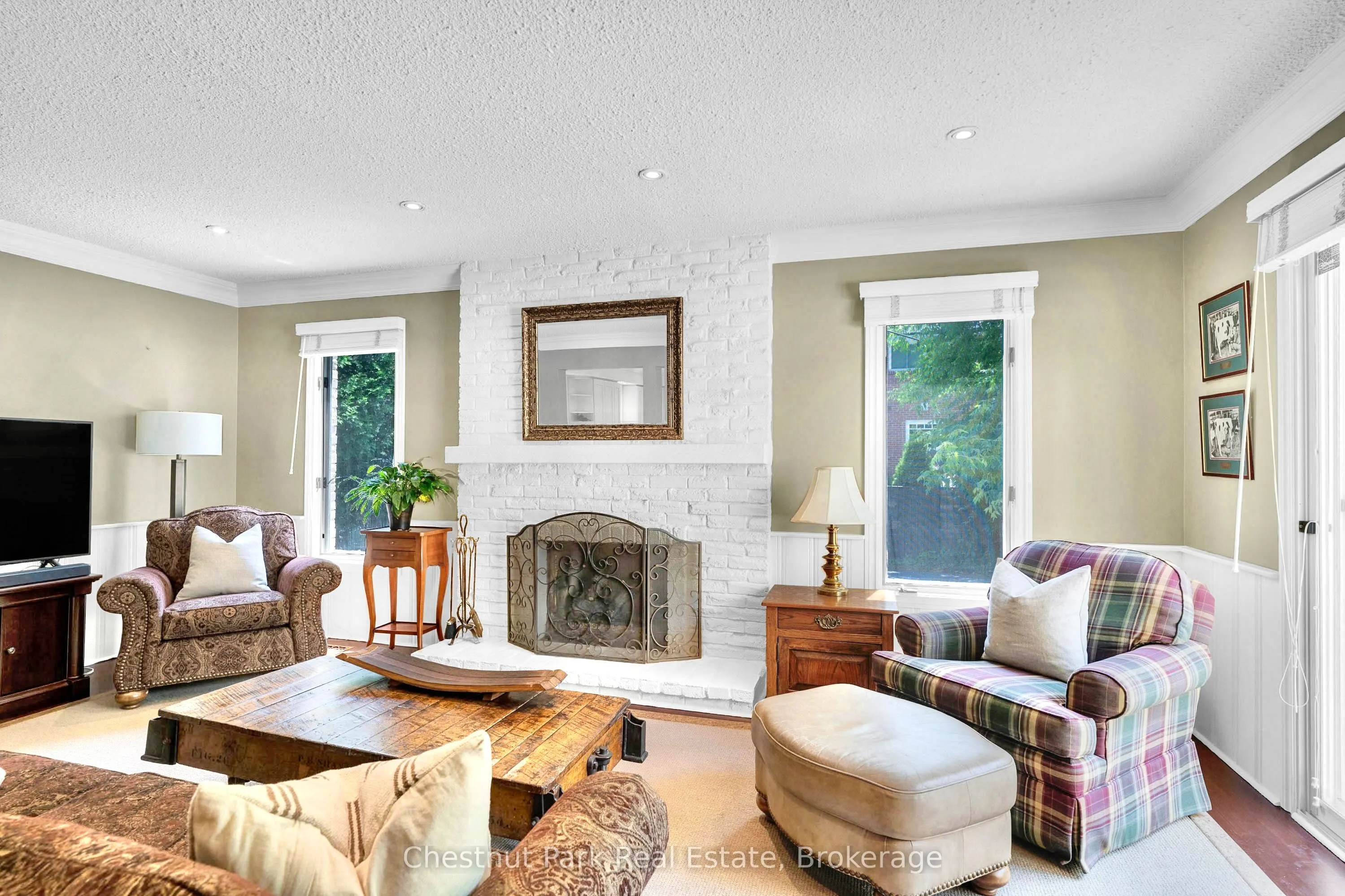 2052 Chippewa Trail