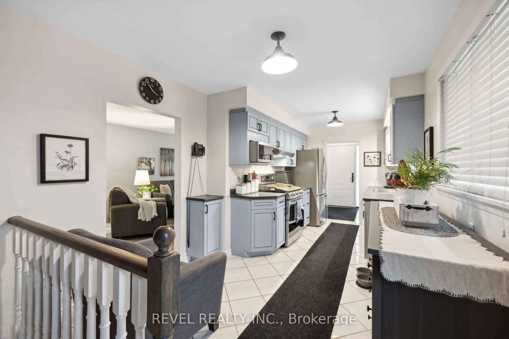 93 Willowridge Road
