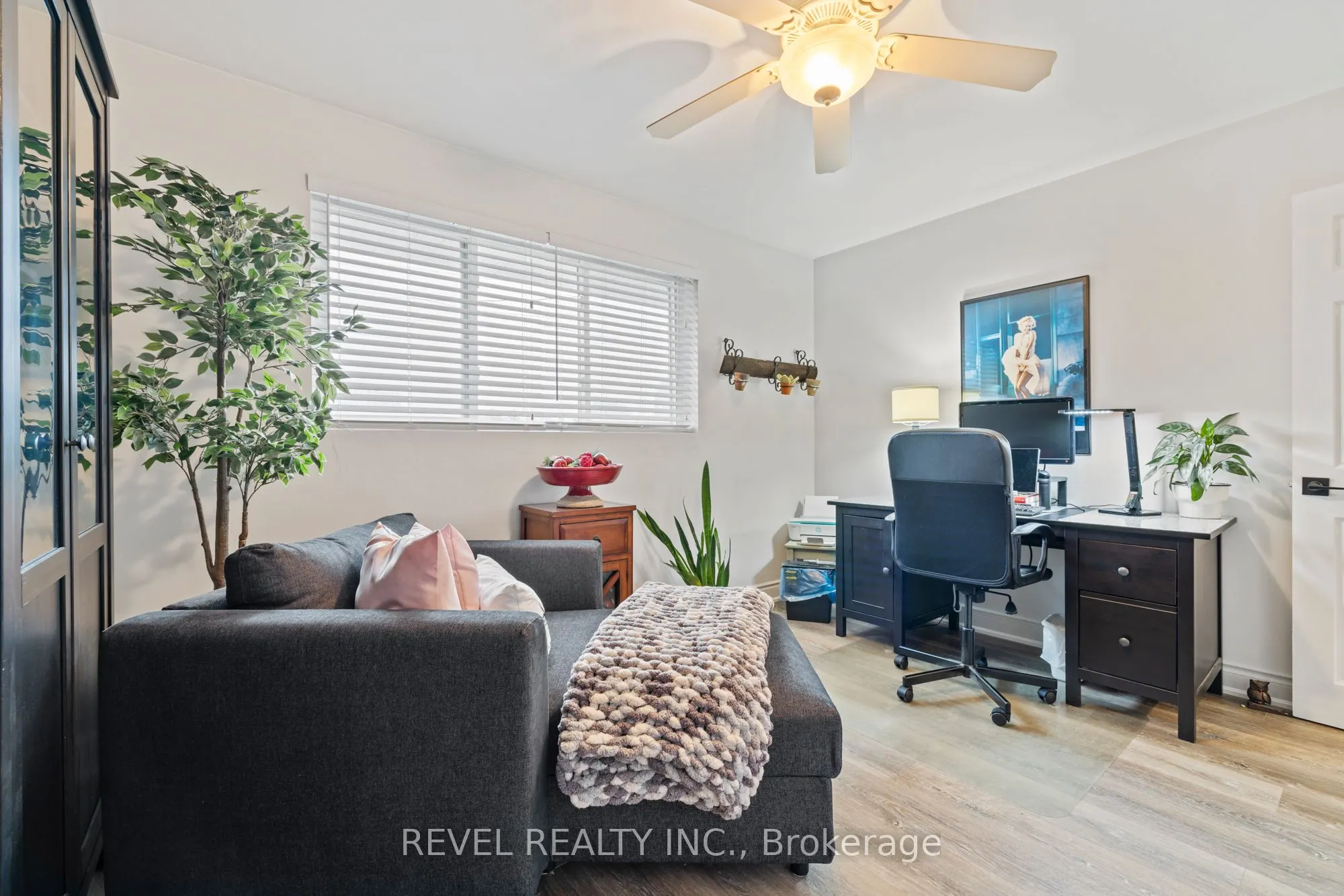 93 Willowridge Road