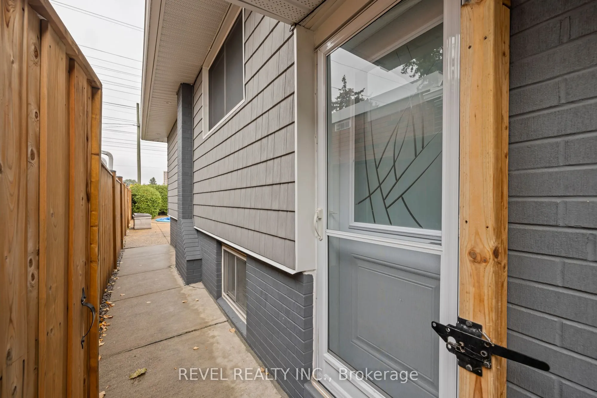 93 Willowridge Road