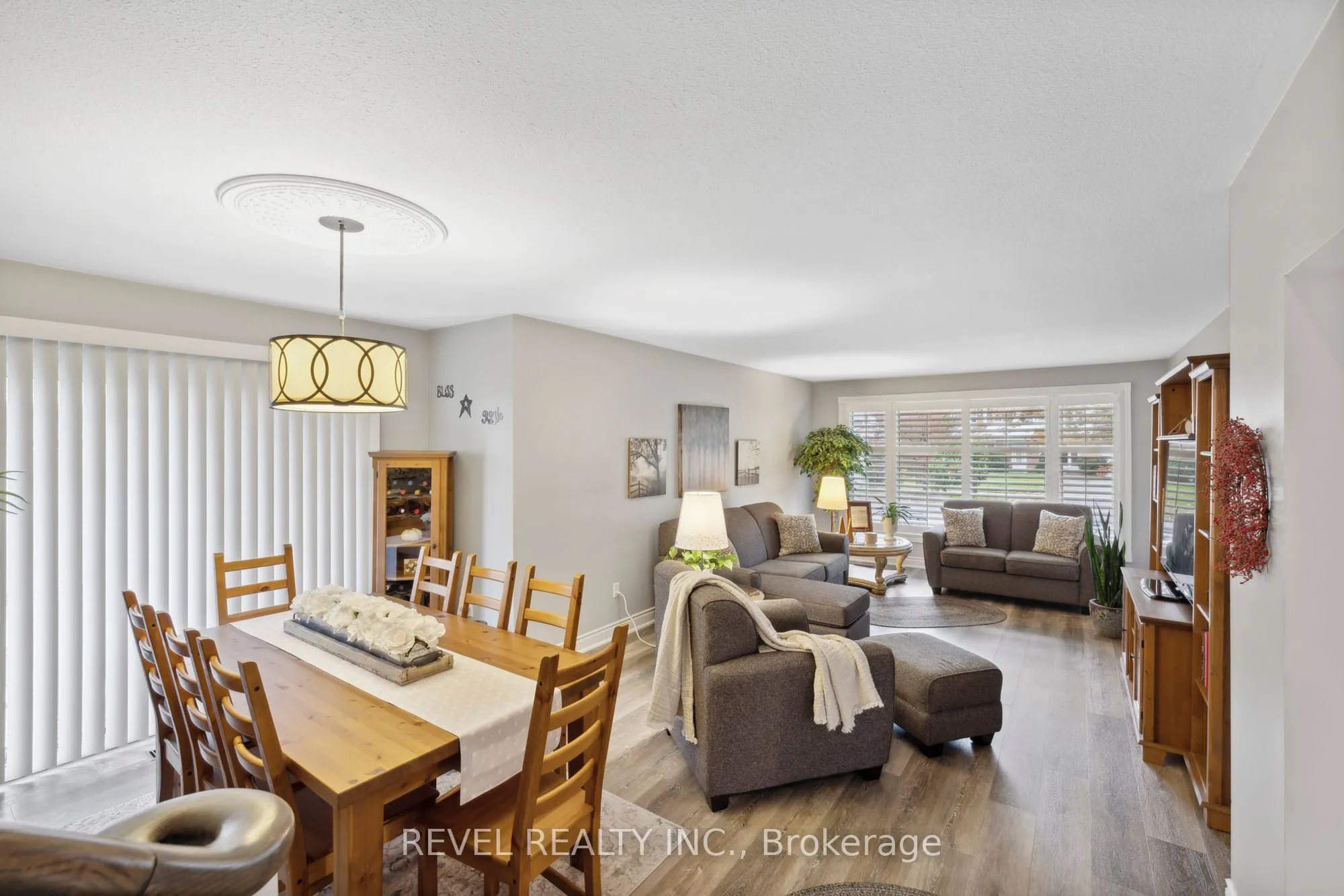93 Willowridge Road