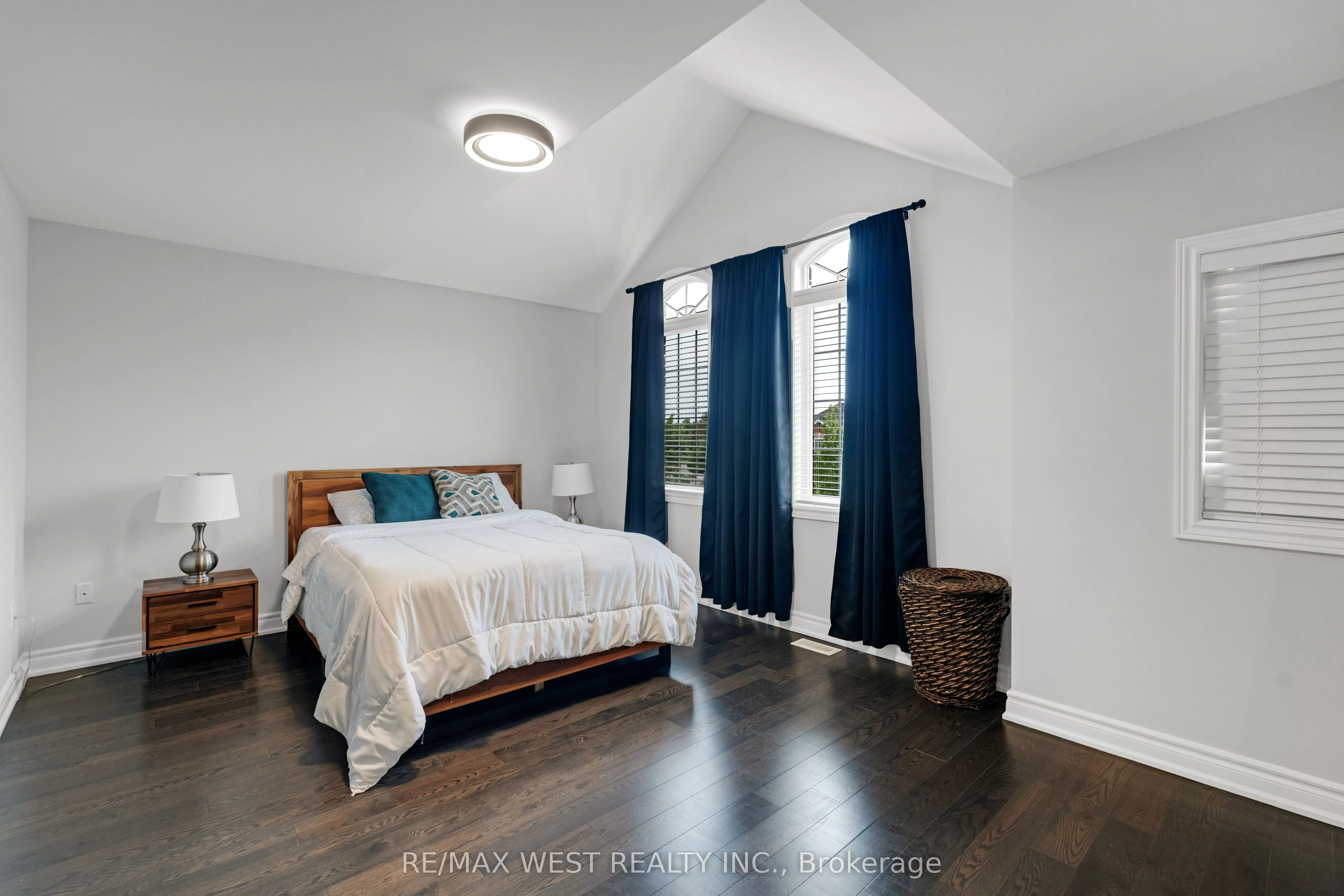 43 Wakely Boulevard