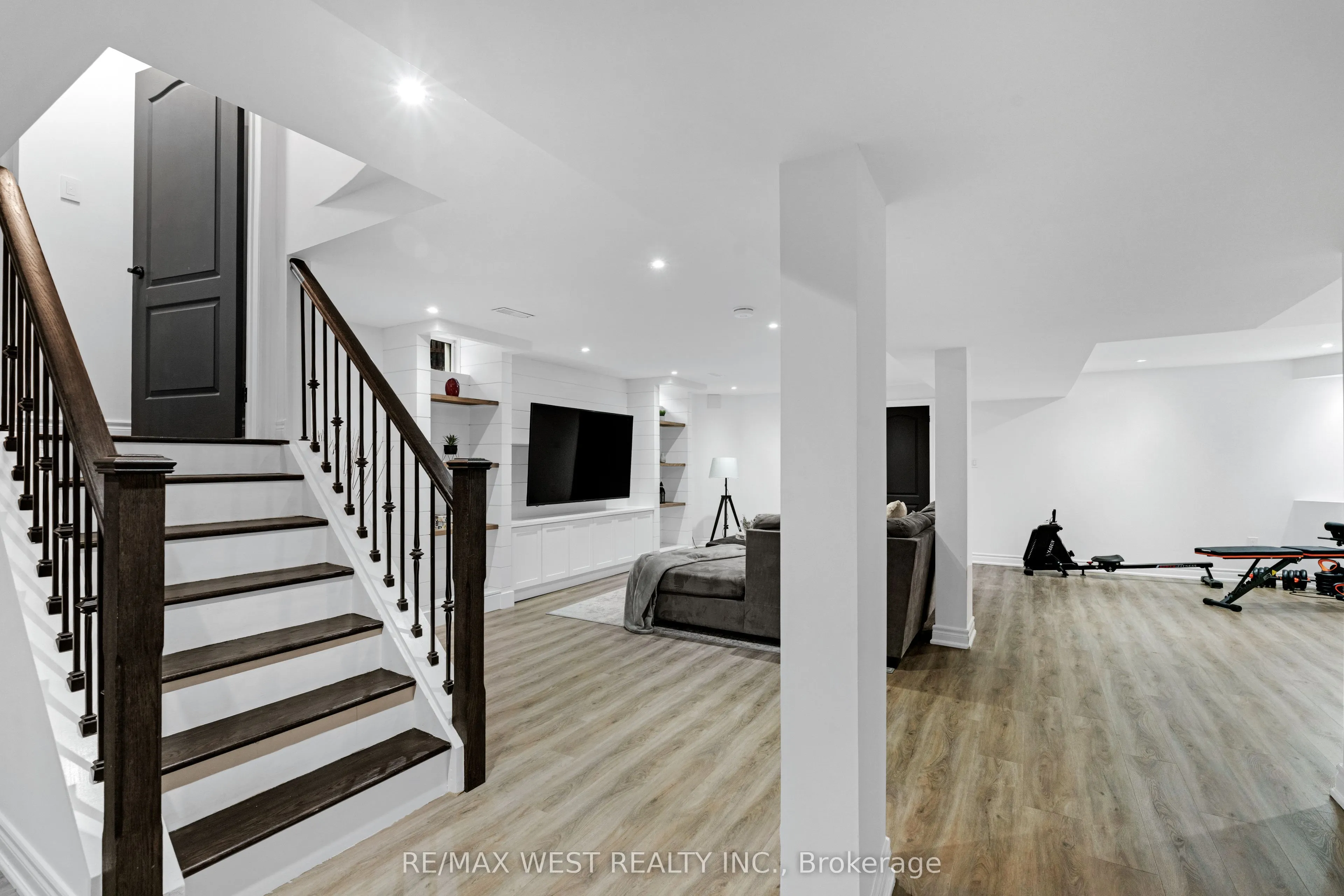 43 Wakely Boulevard