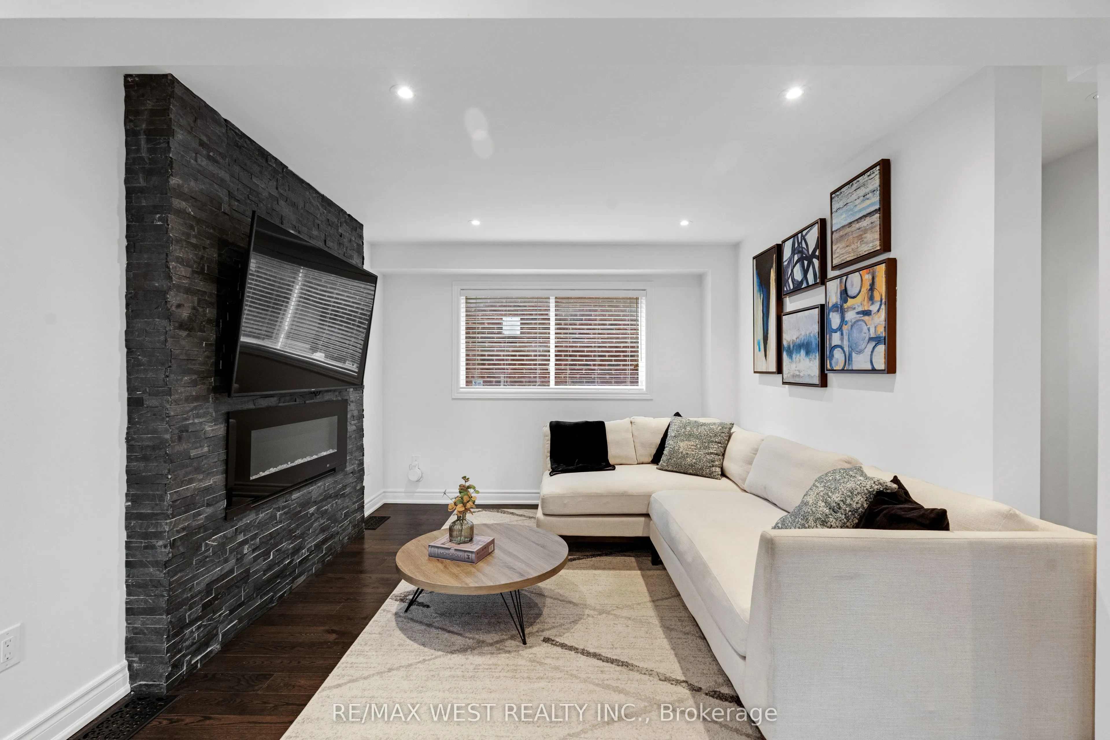 43 Wakely Boulevard
