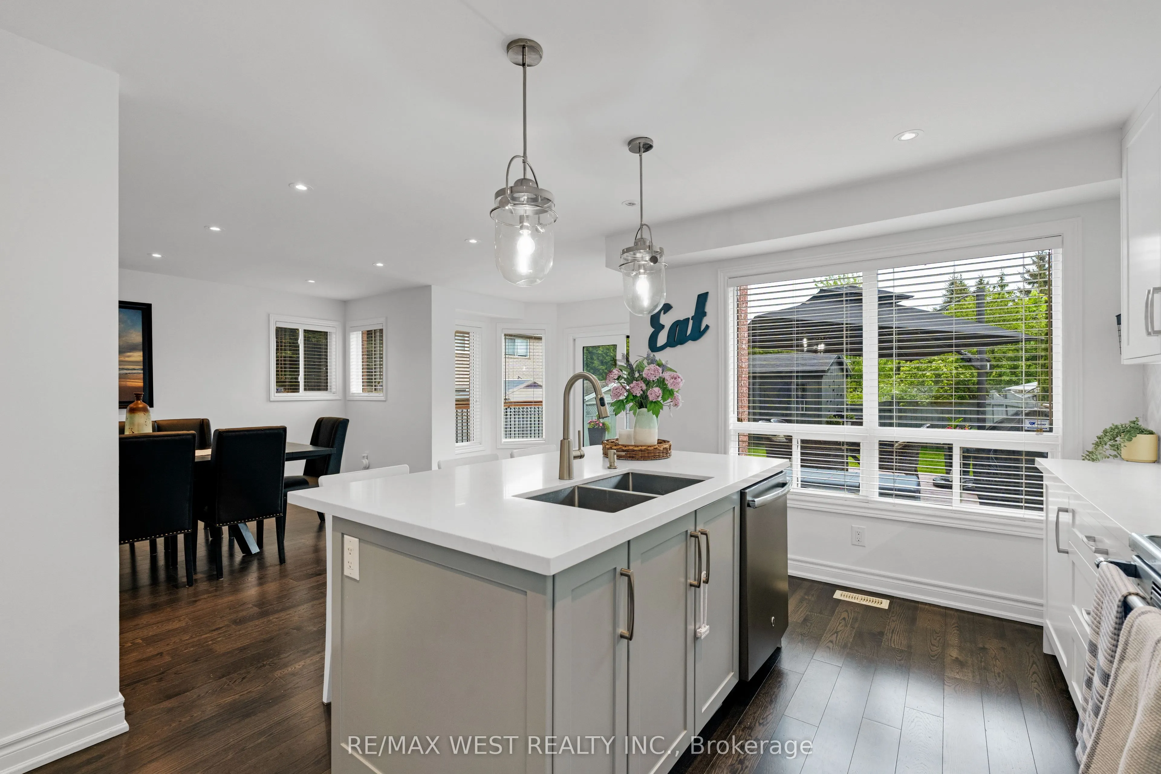 43 Wakely Boulevard