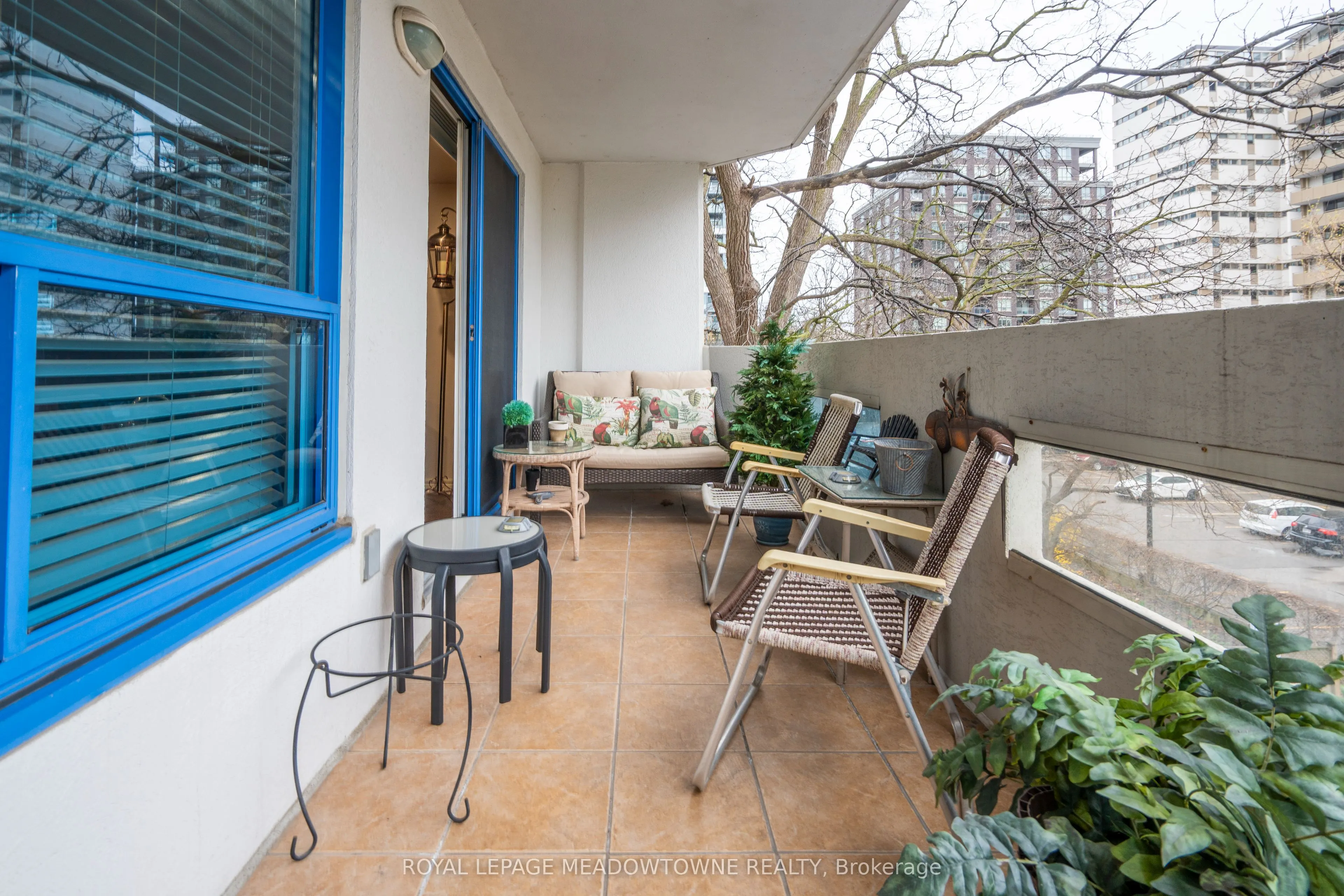 1272 Ontario Street, #304