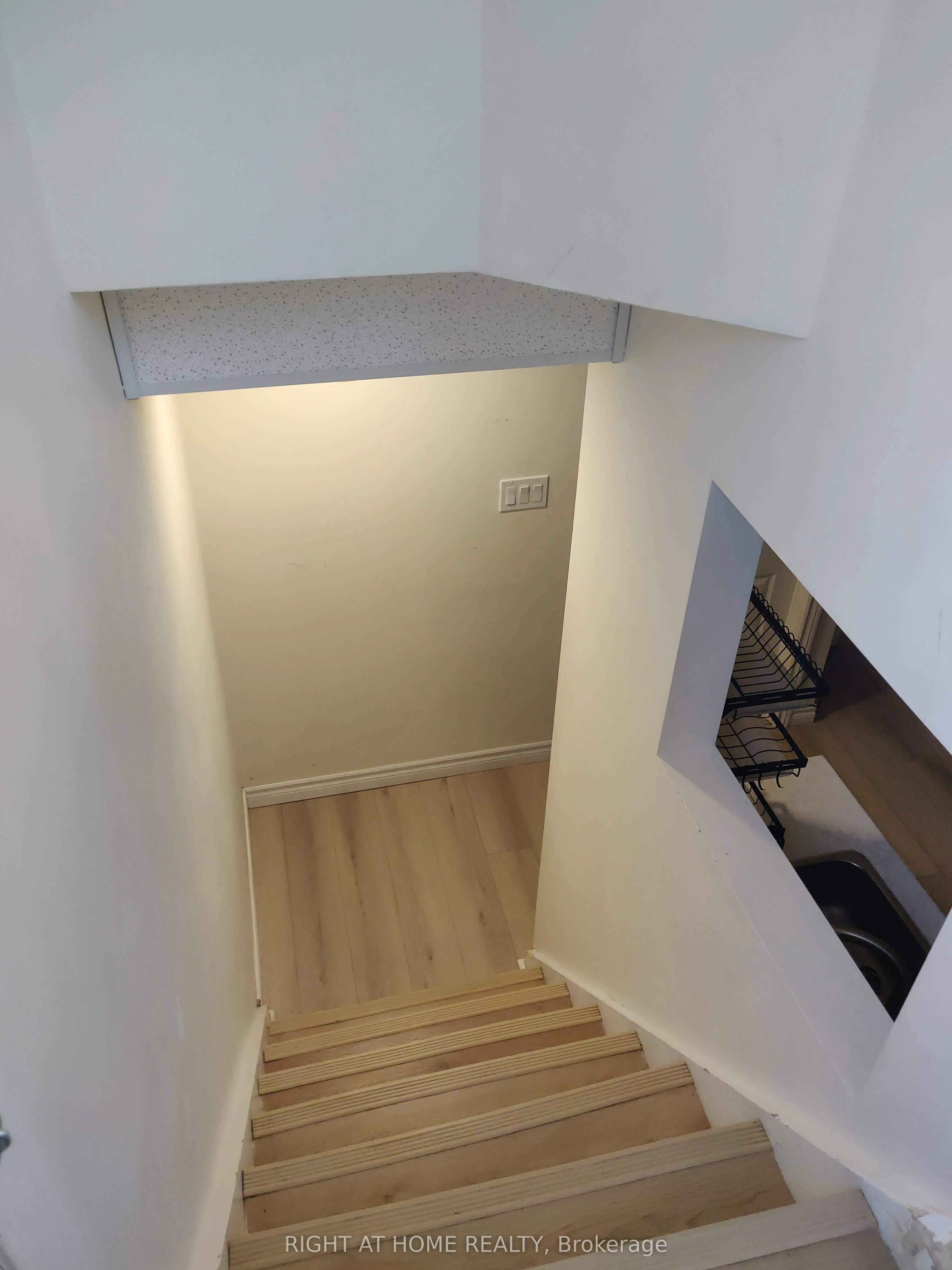 427 Delrex Boulevard