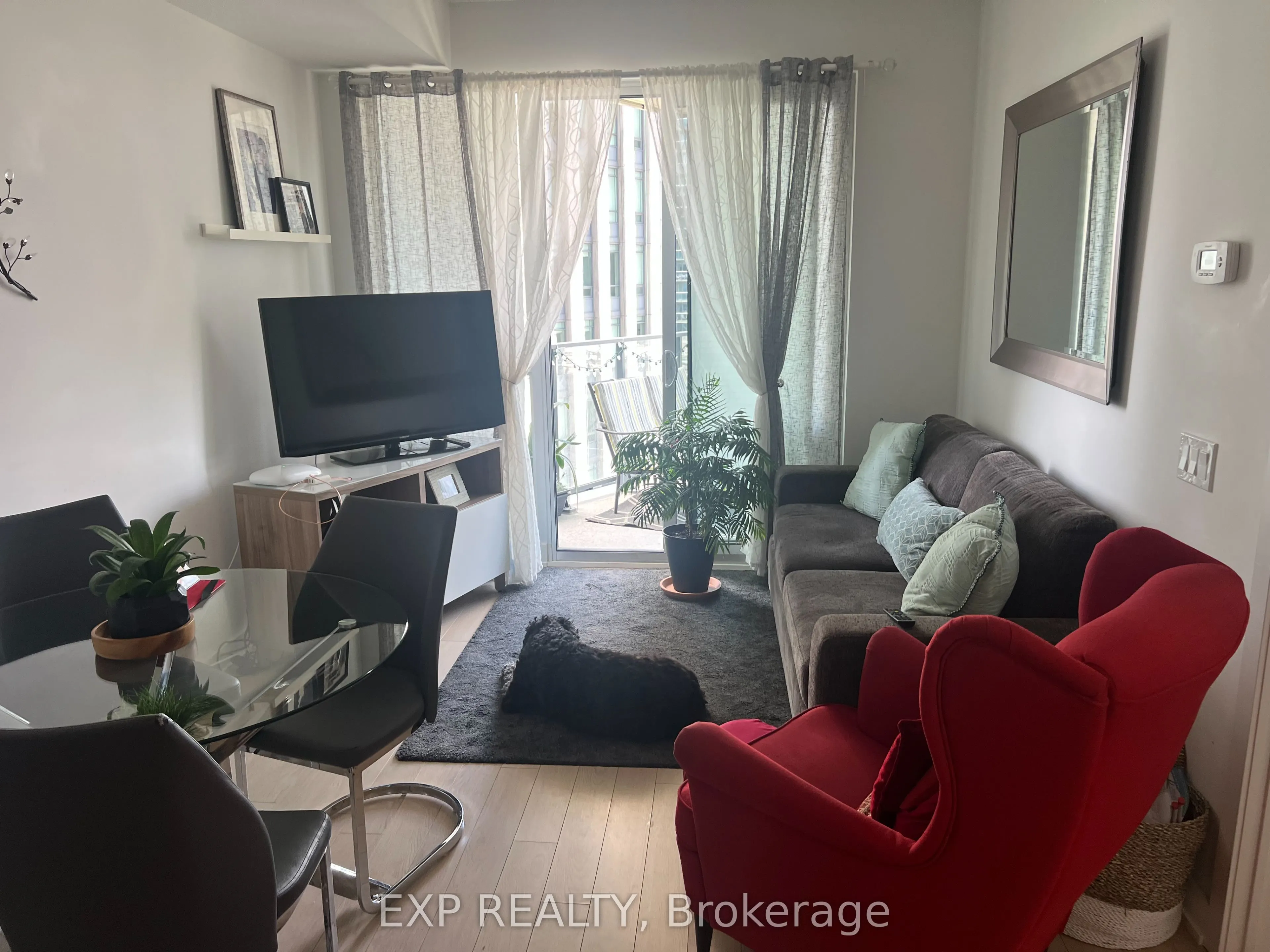 10 Park Lawn Road, #2006