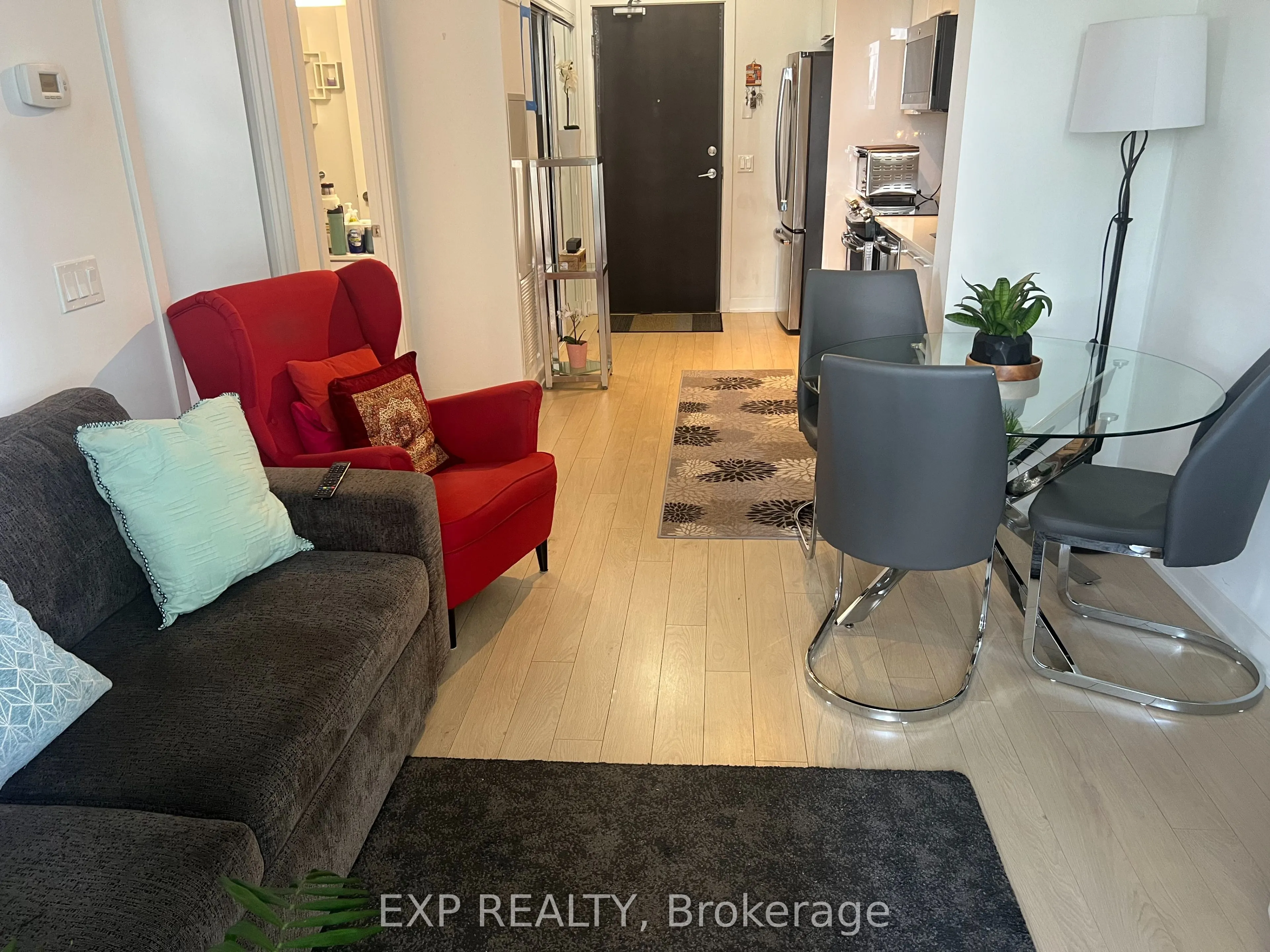 10 Park Lawn Road, #2006