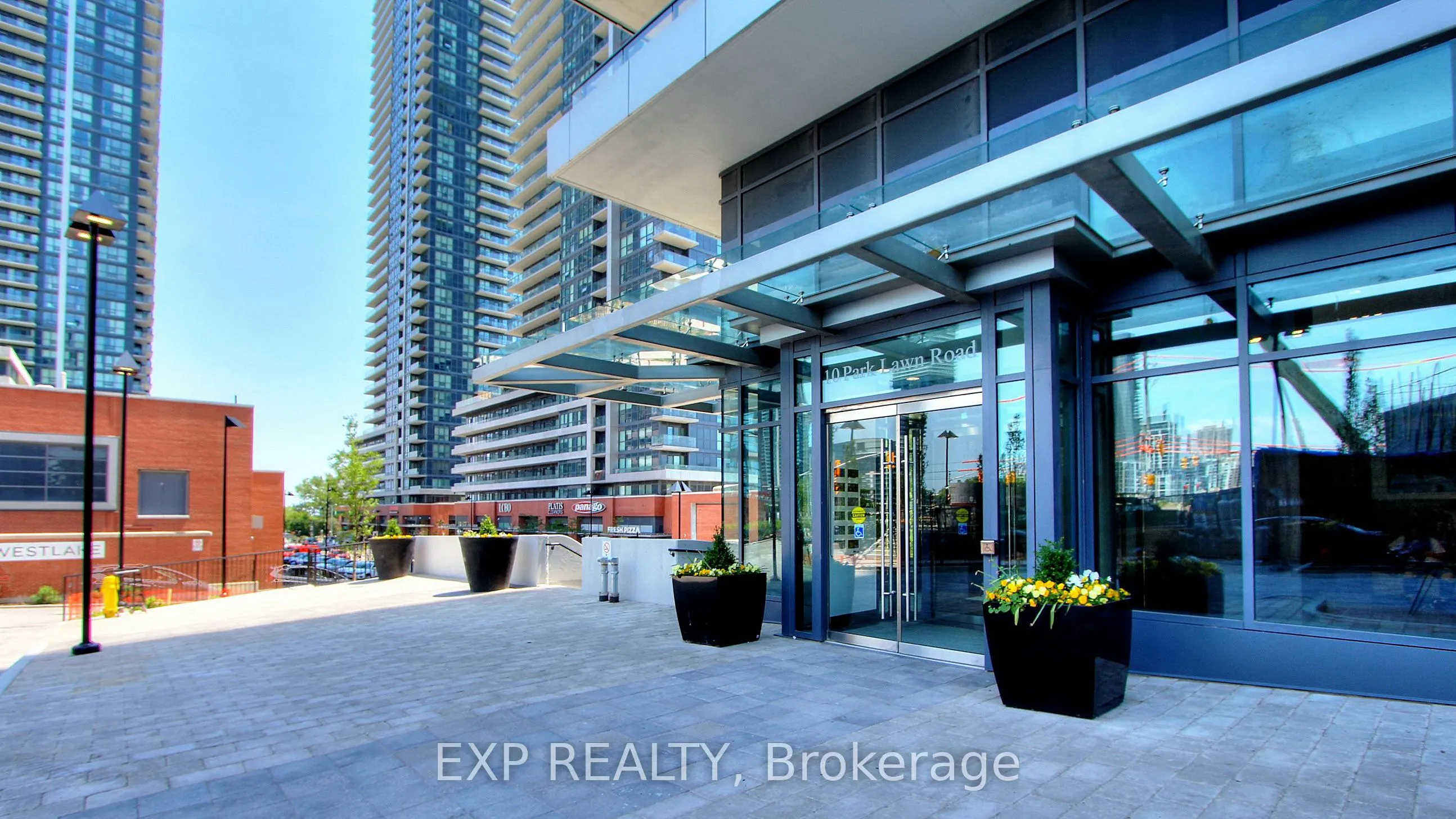 10 Park Lawn Road, #2006