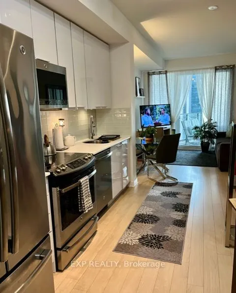10 Park Lawn Road, #2006