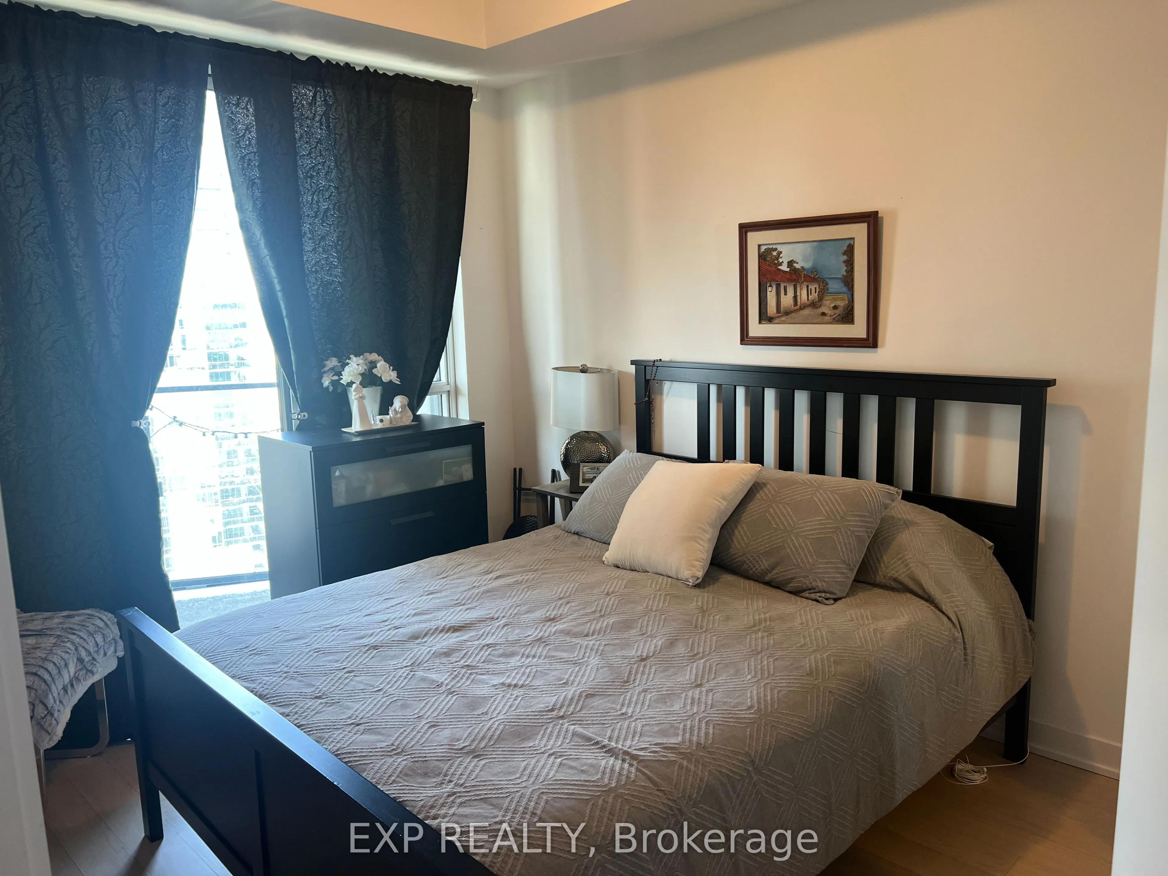 10 Park Lawn Road, #2006