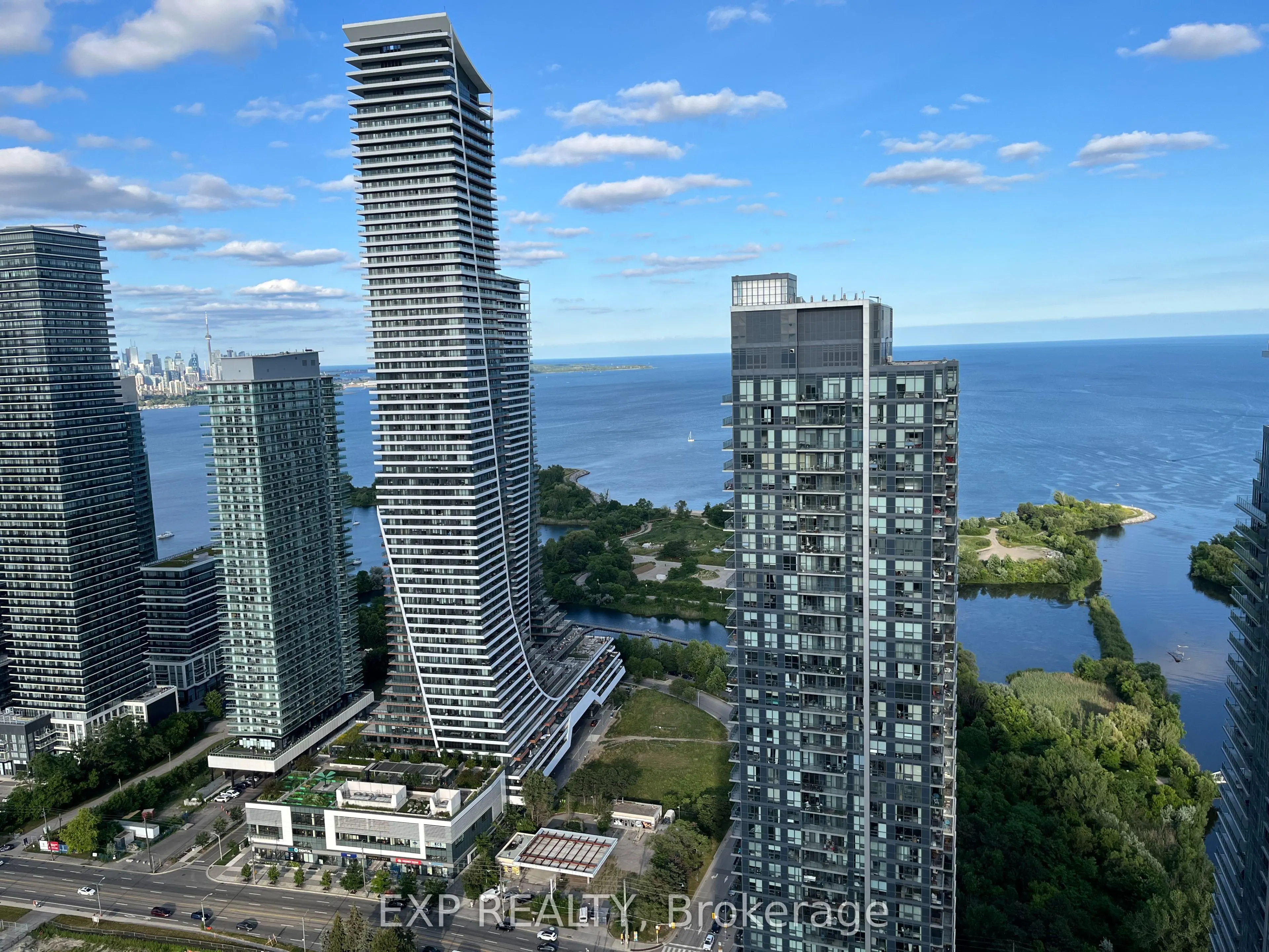 10 Park Lawn Road, #2006
