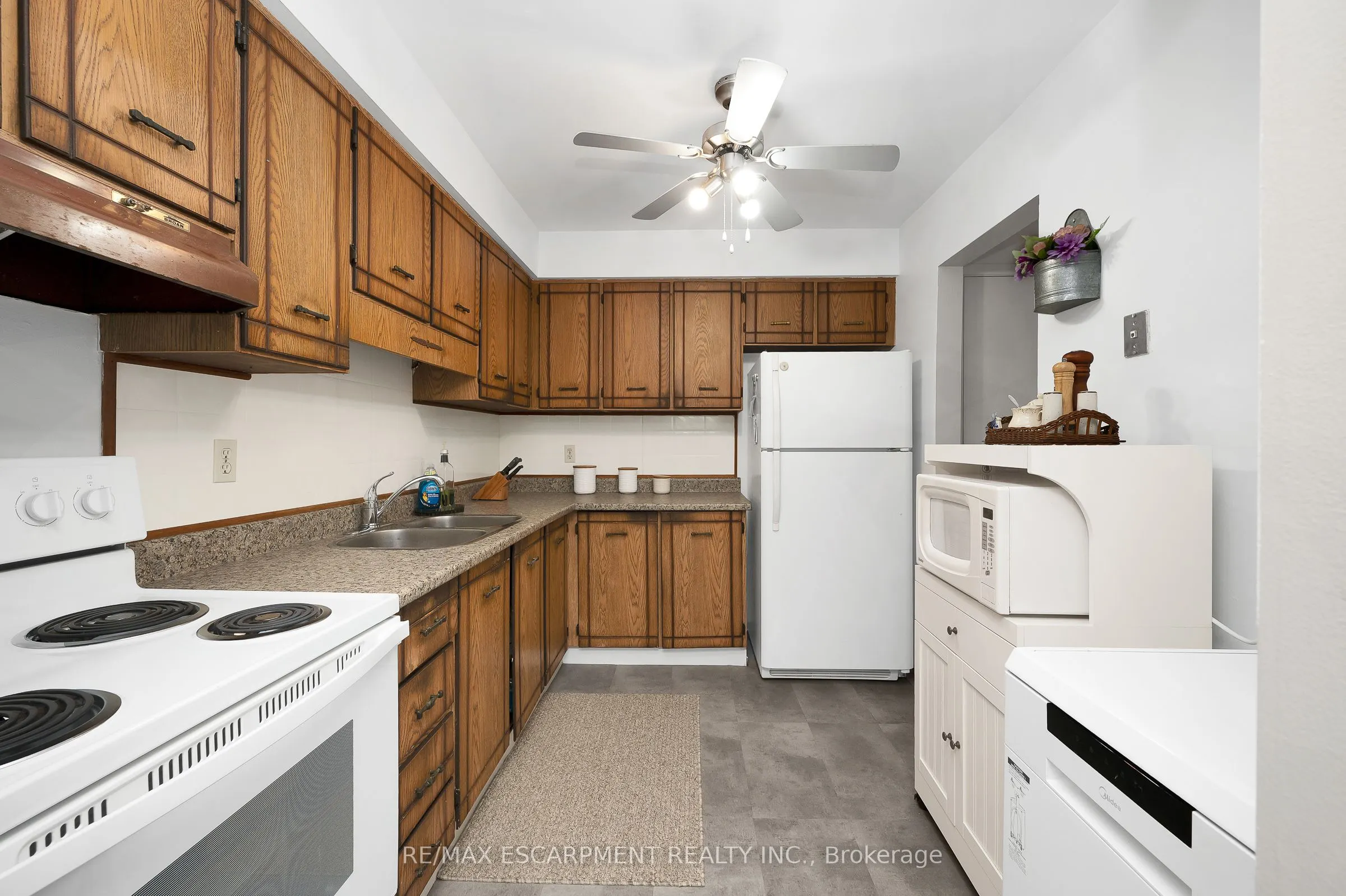 5017 Pinedale Avenue, #21