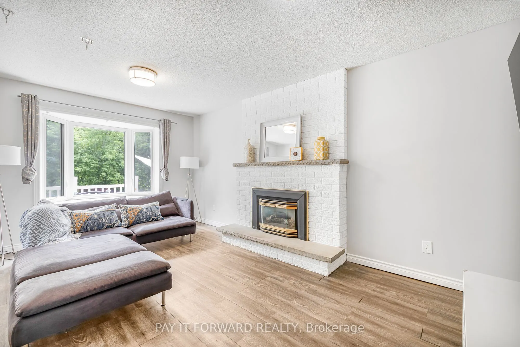 26 Dundalk Crescent
