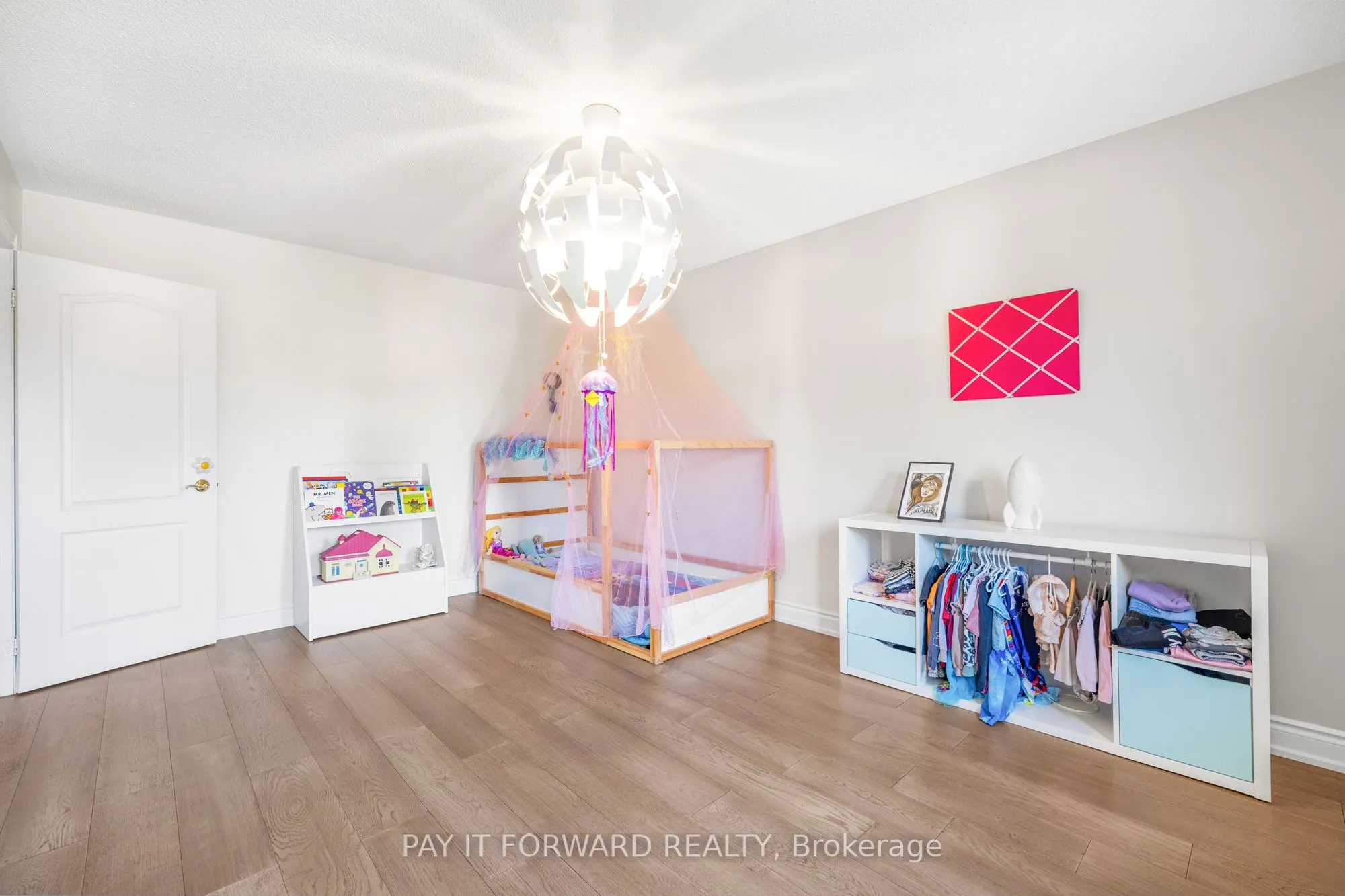 26 Dundalk Crescent