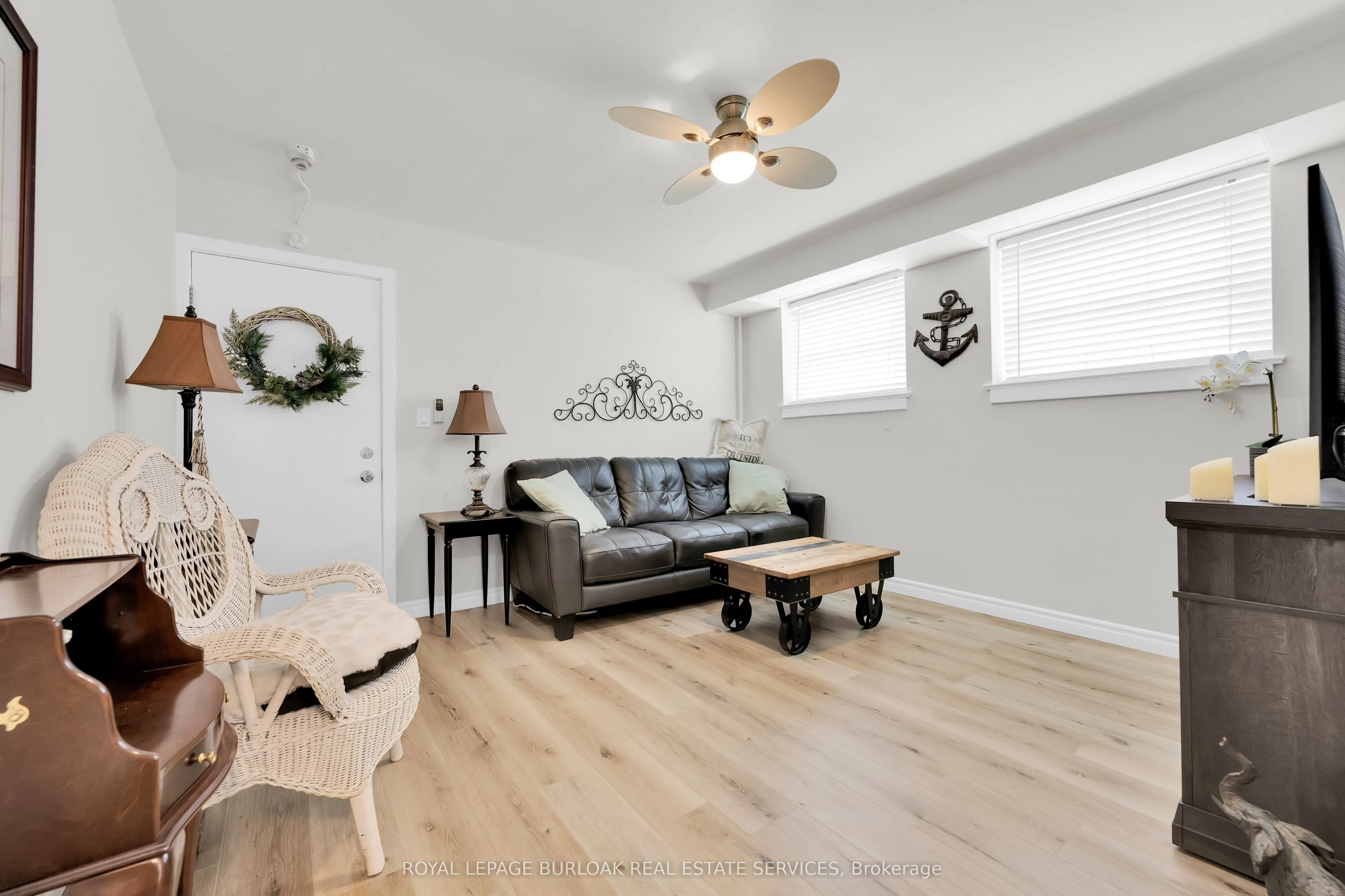 1347 Lakeshore Road, #24