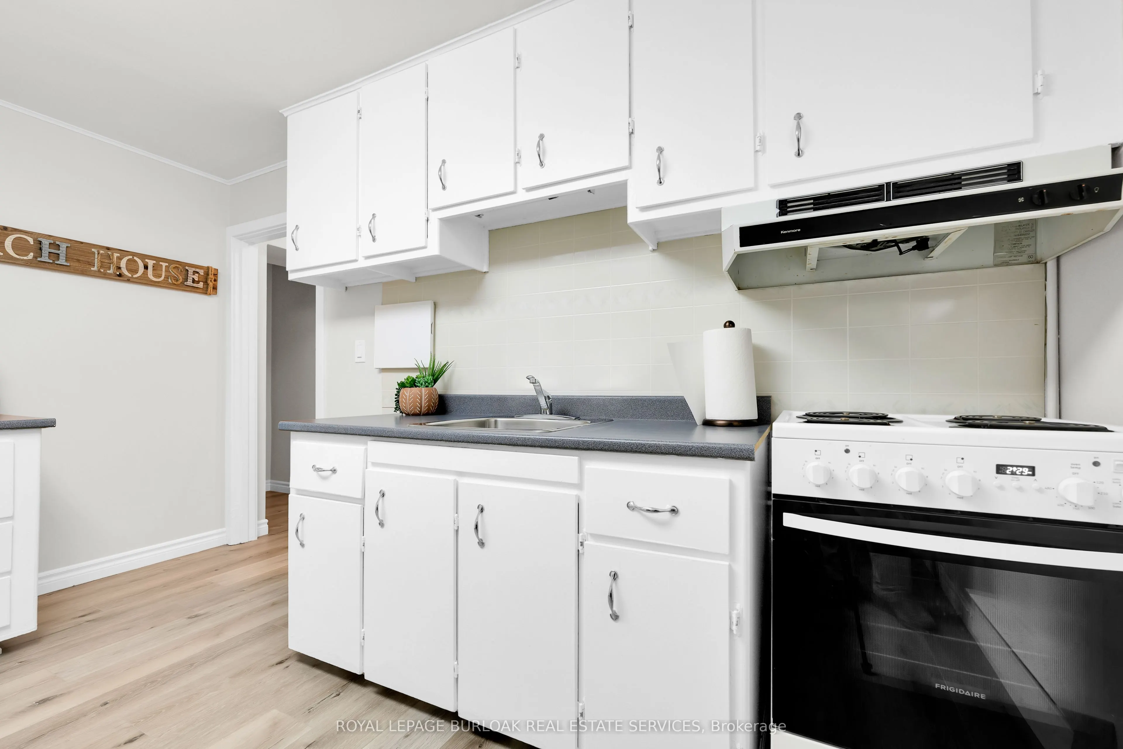 1347 Lakeshore Road, #24