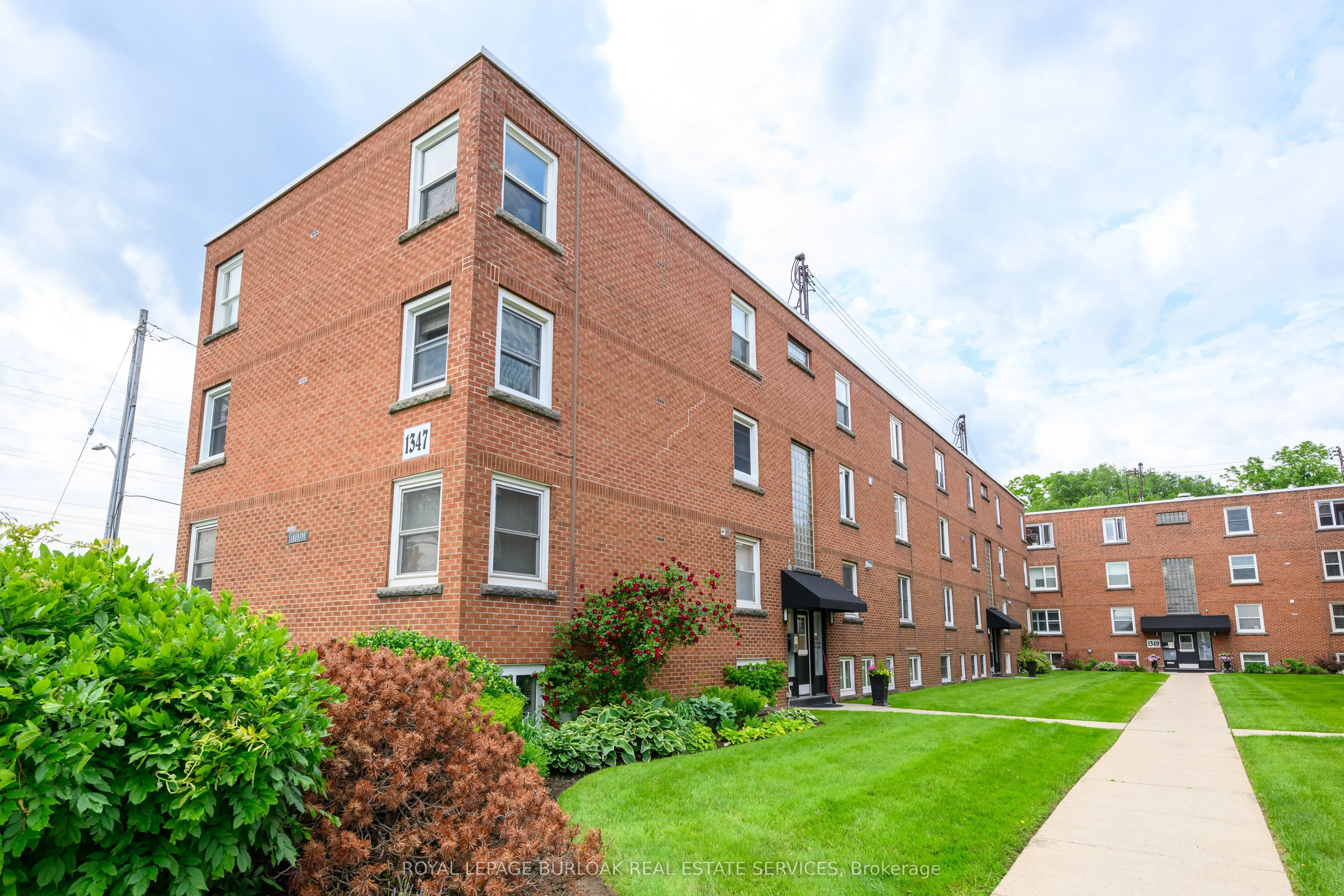 1347 Lakeshore Road, #24