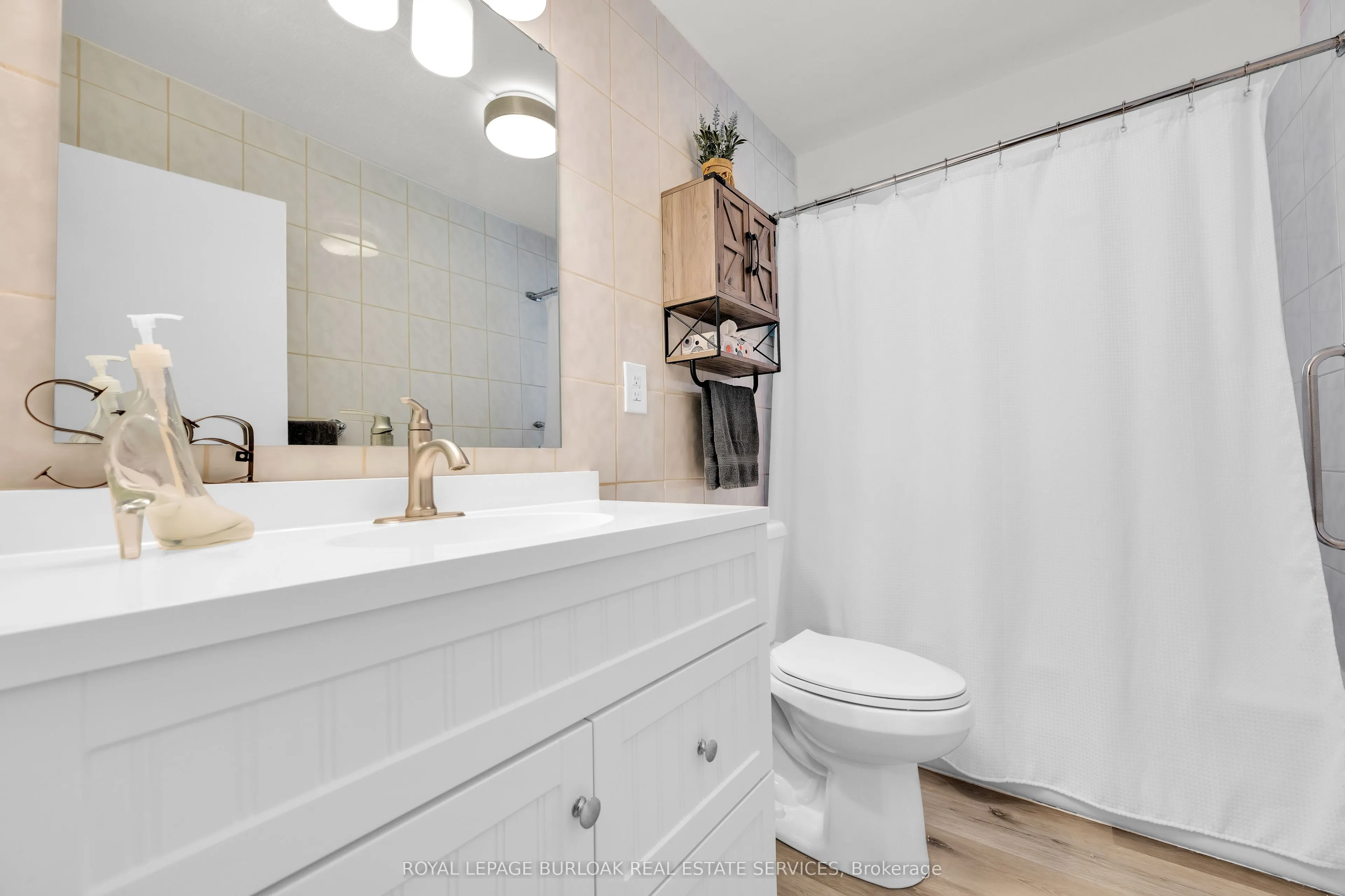1347 Lakeshore Road, #24