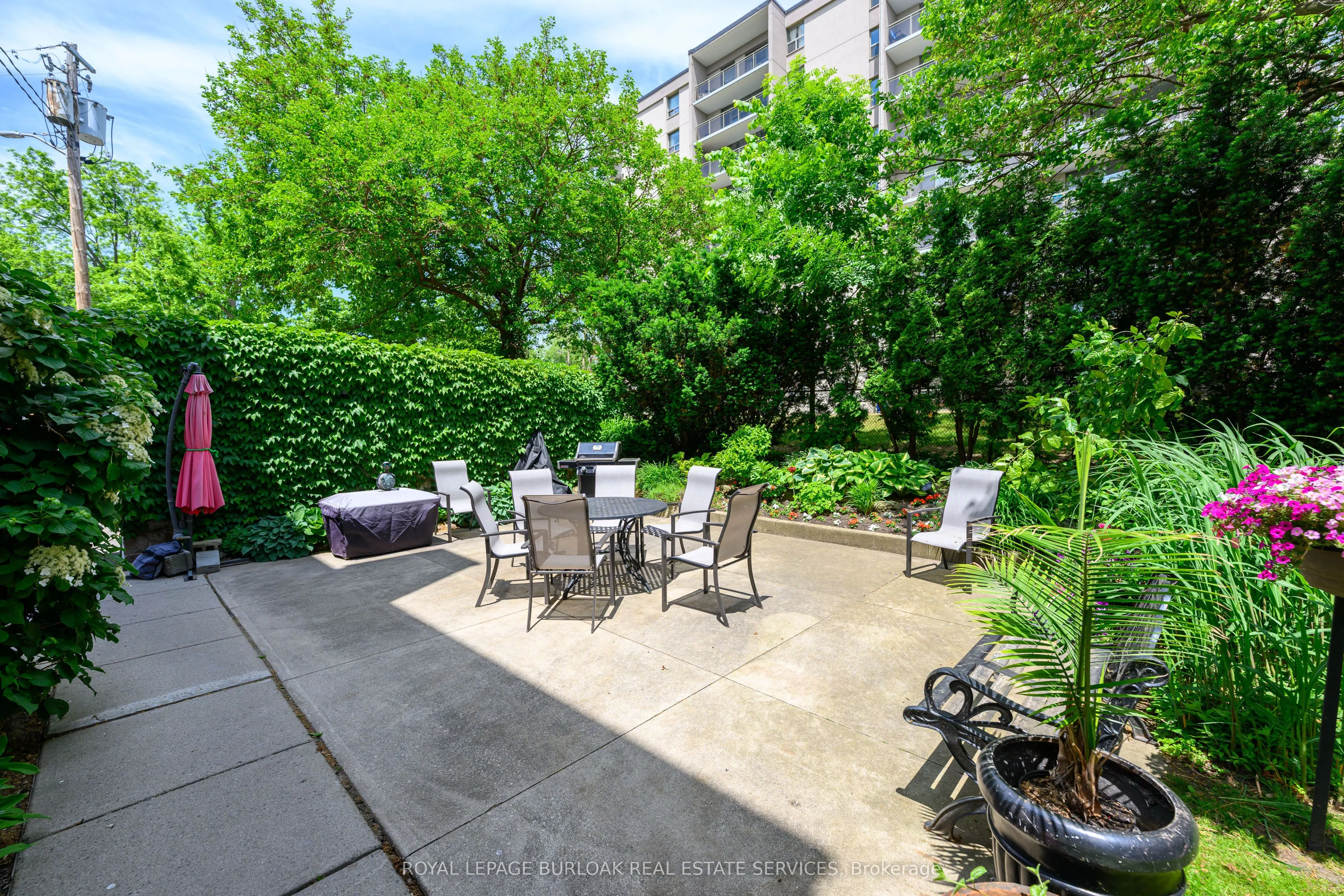 1347 Lakeshore Road, #24