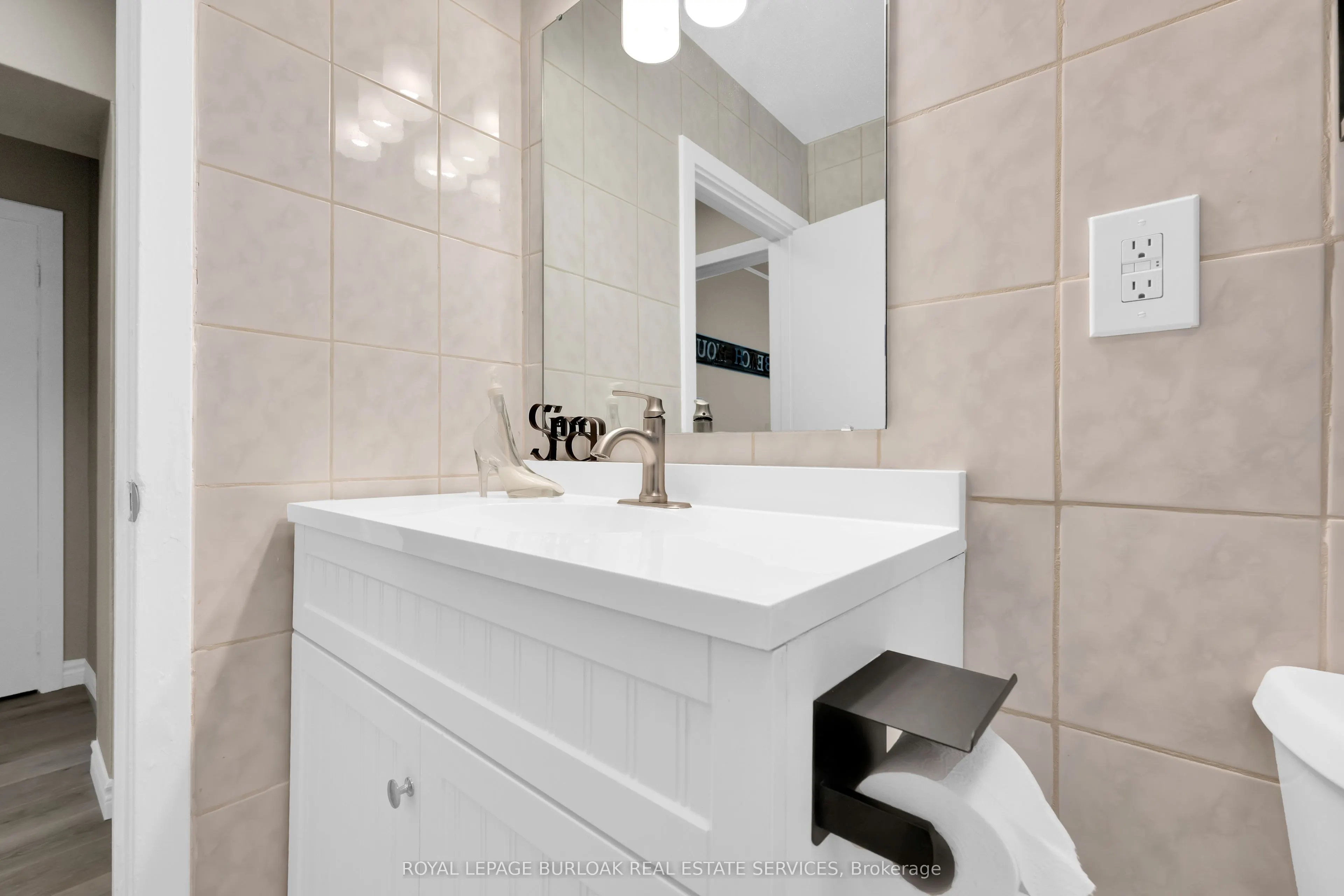 1347 Lakeshore Road, #24