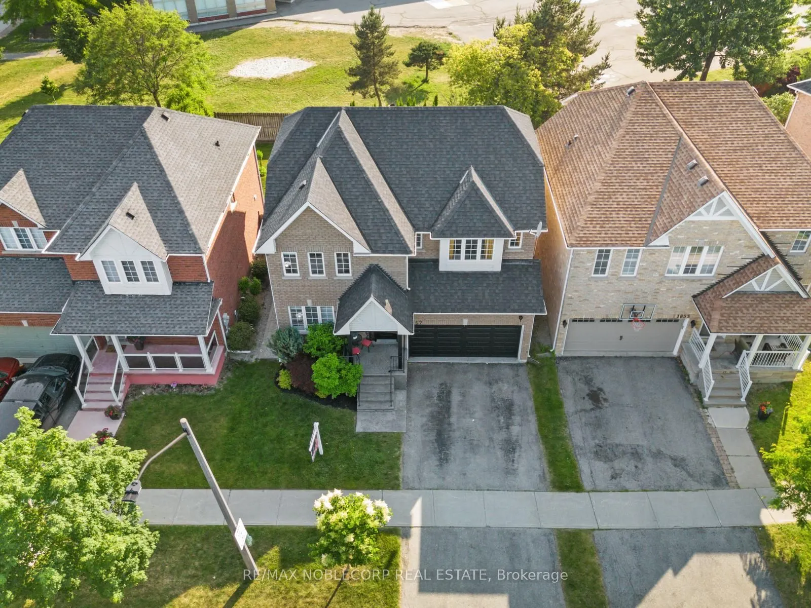 1857 Samuelson Circle
