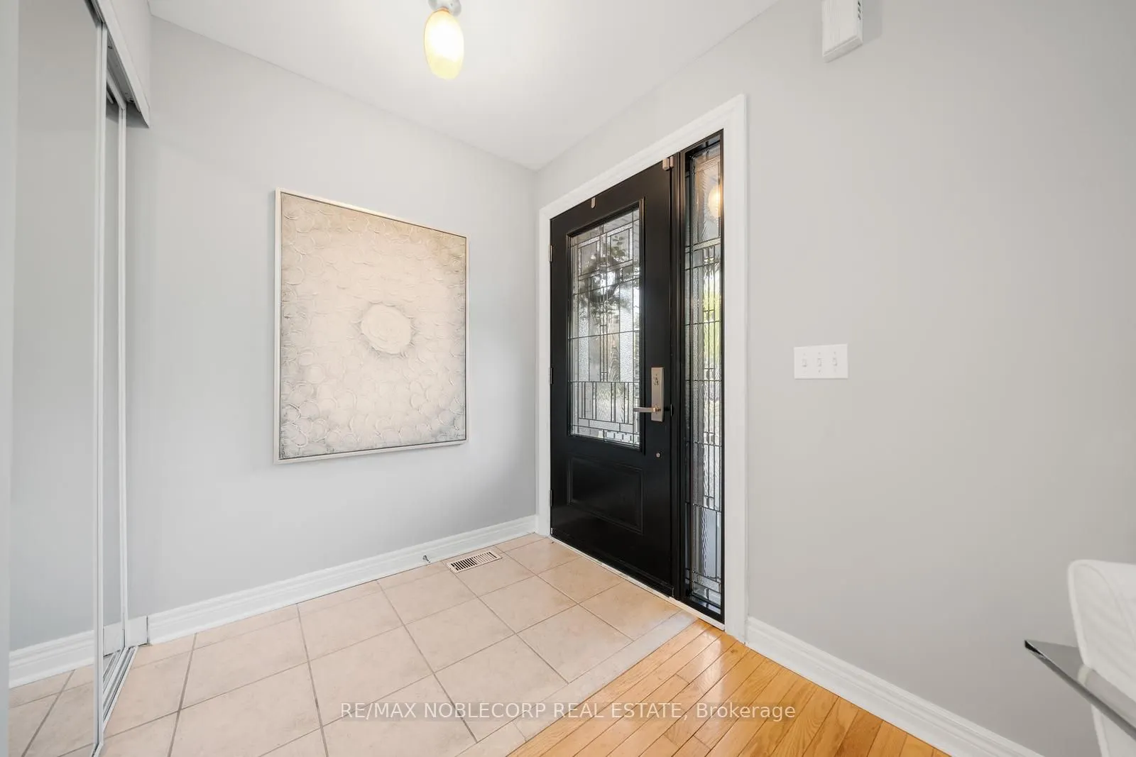 1857 Samuelson Circle
