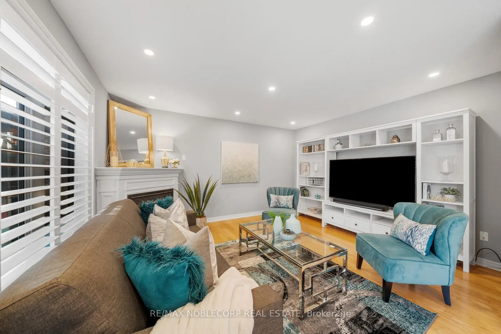 1857 Samuelson Circle