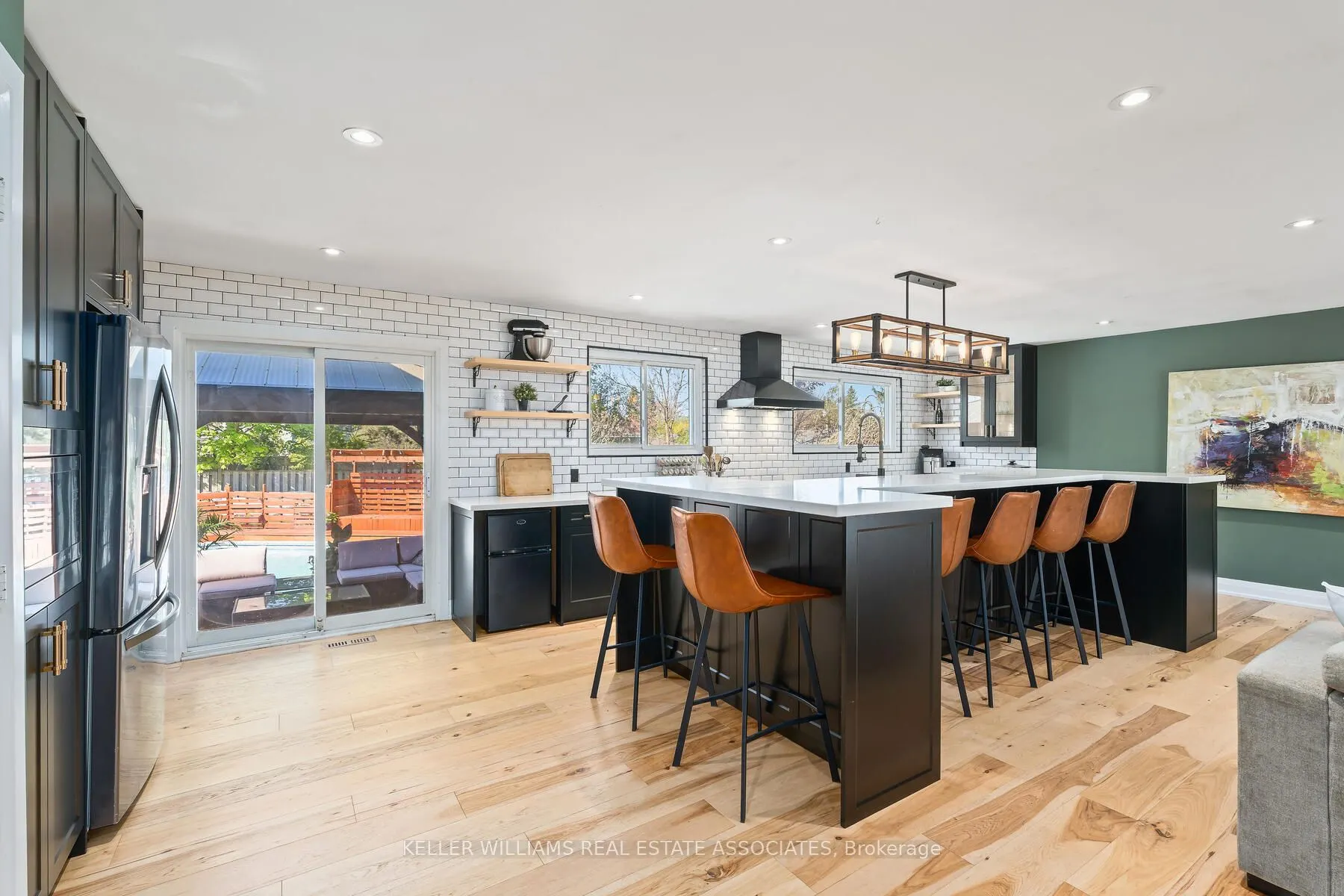 102 Moore Park Crescent