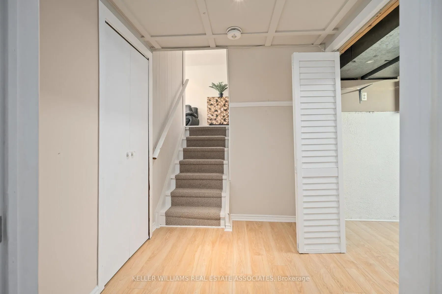 102 Moore Park Crescent