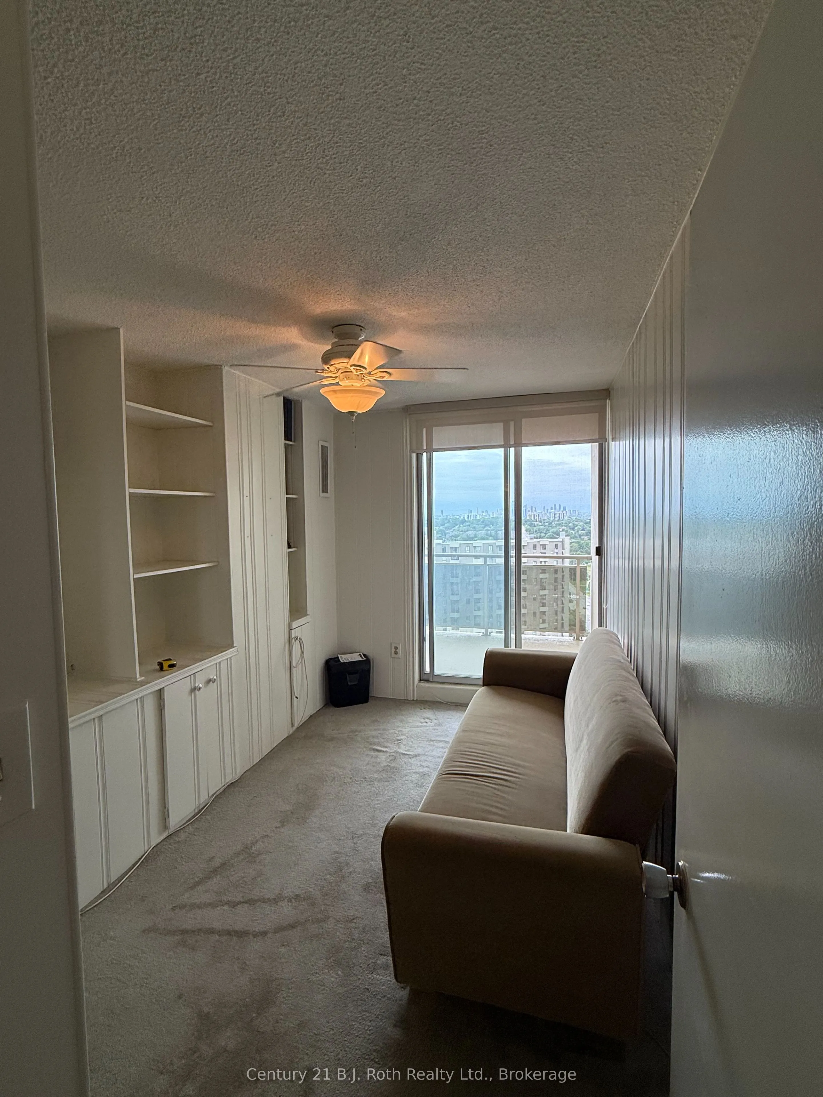820 Burnhamthorpe Road, #2107