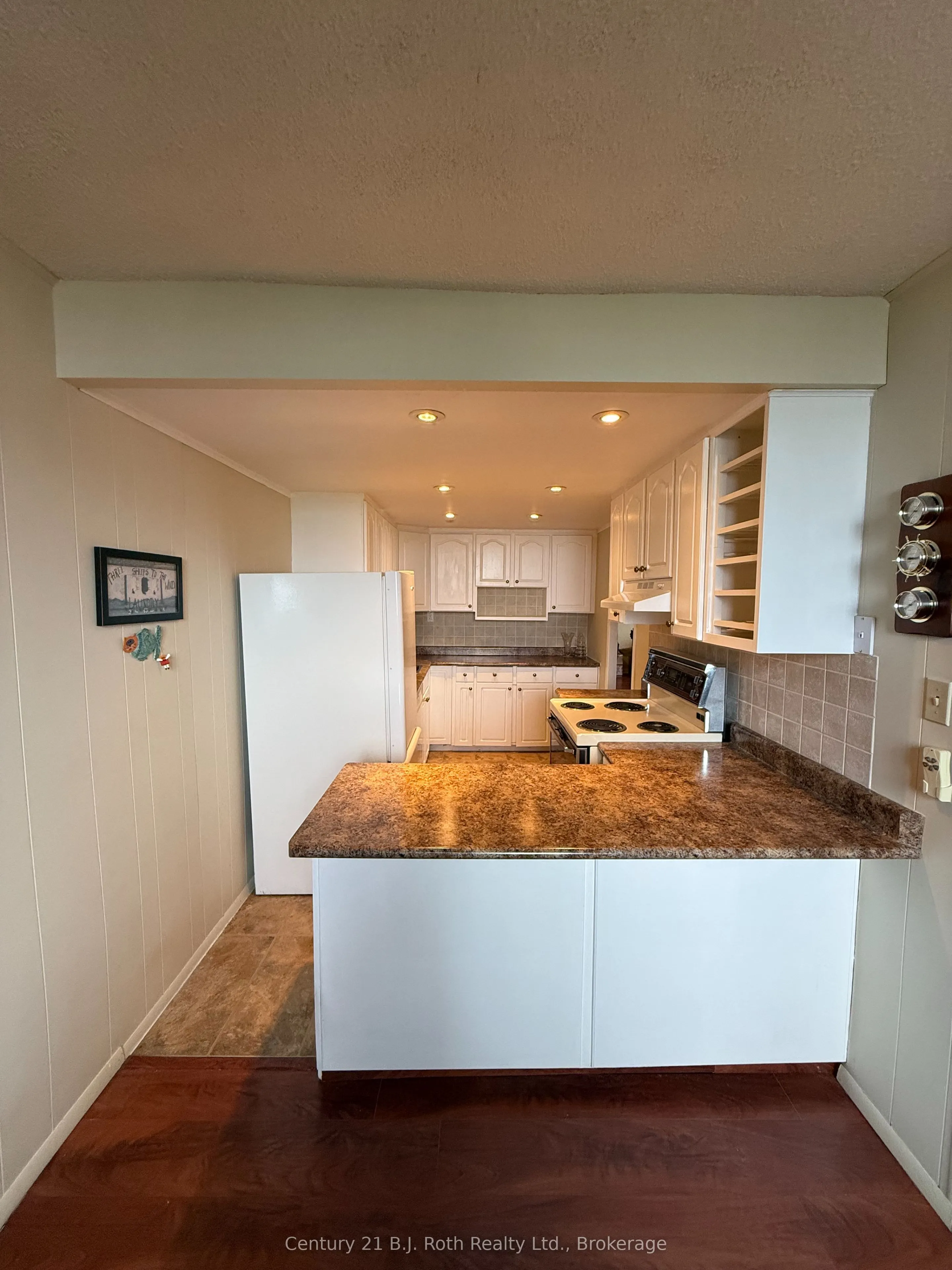 820 Burnhamthorpe Road, #2107
