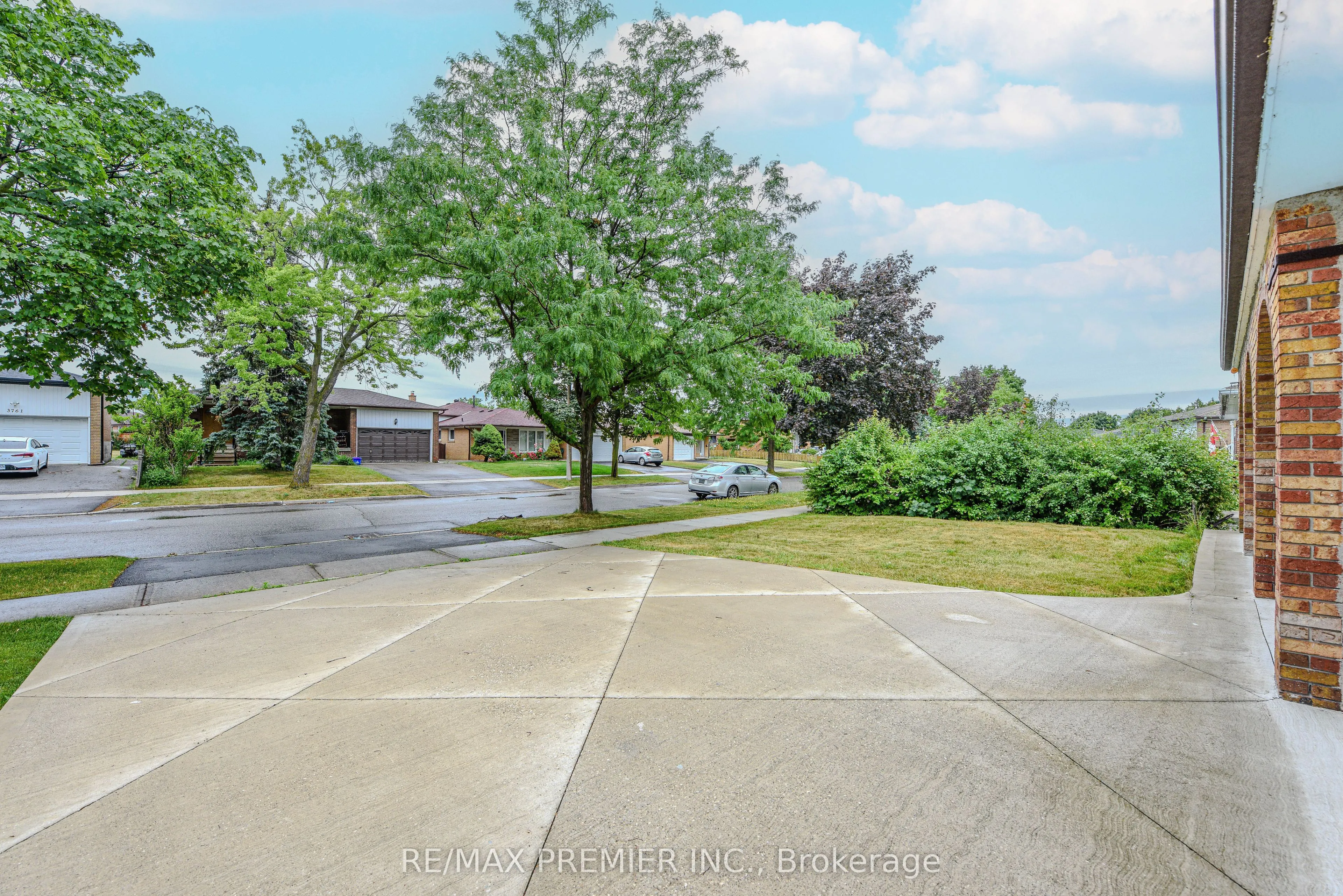 3764 Wyewood Road