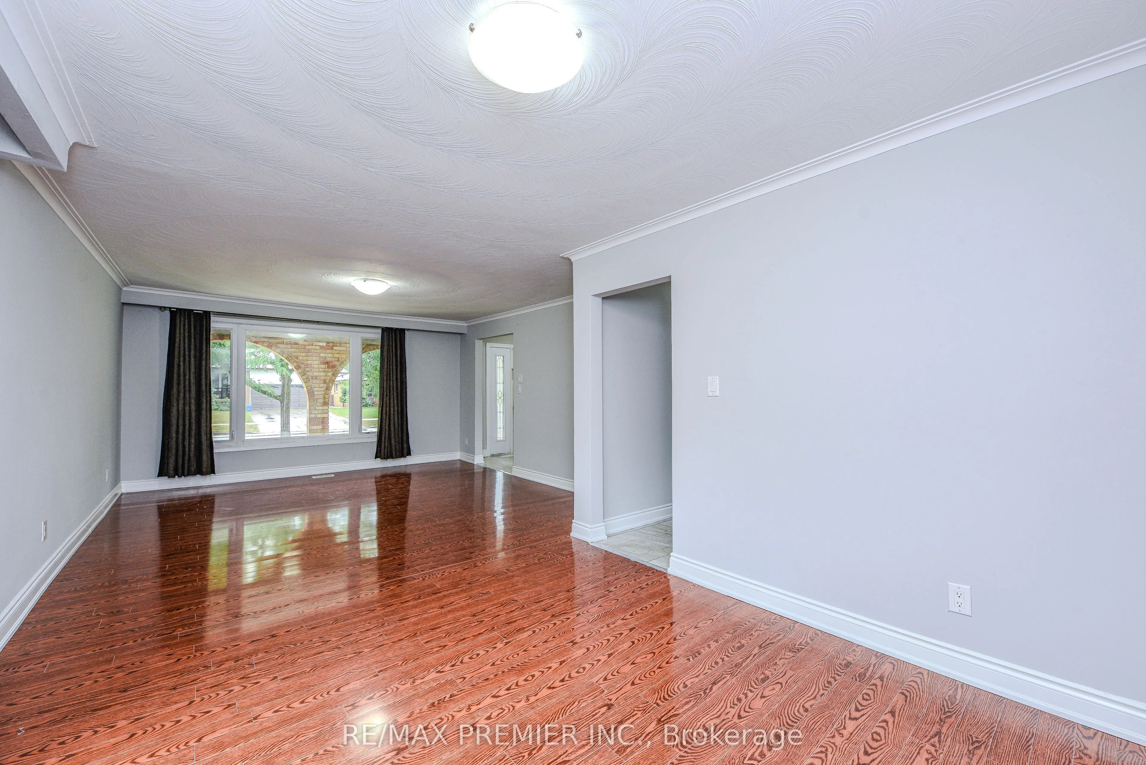 3764 Wyewood Road