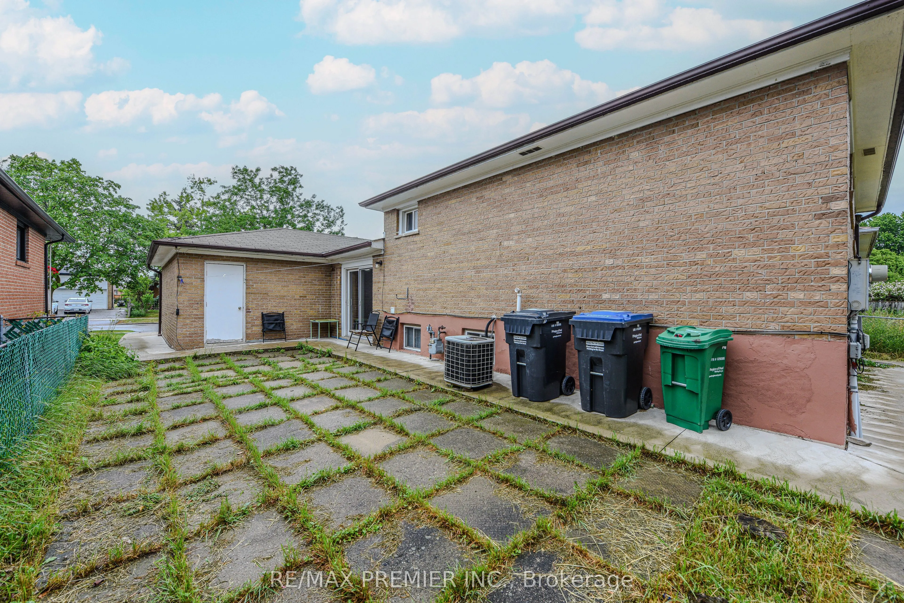 3764 Wyewood Road