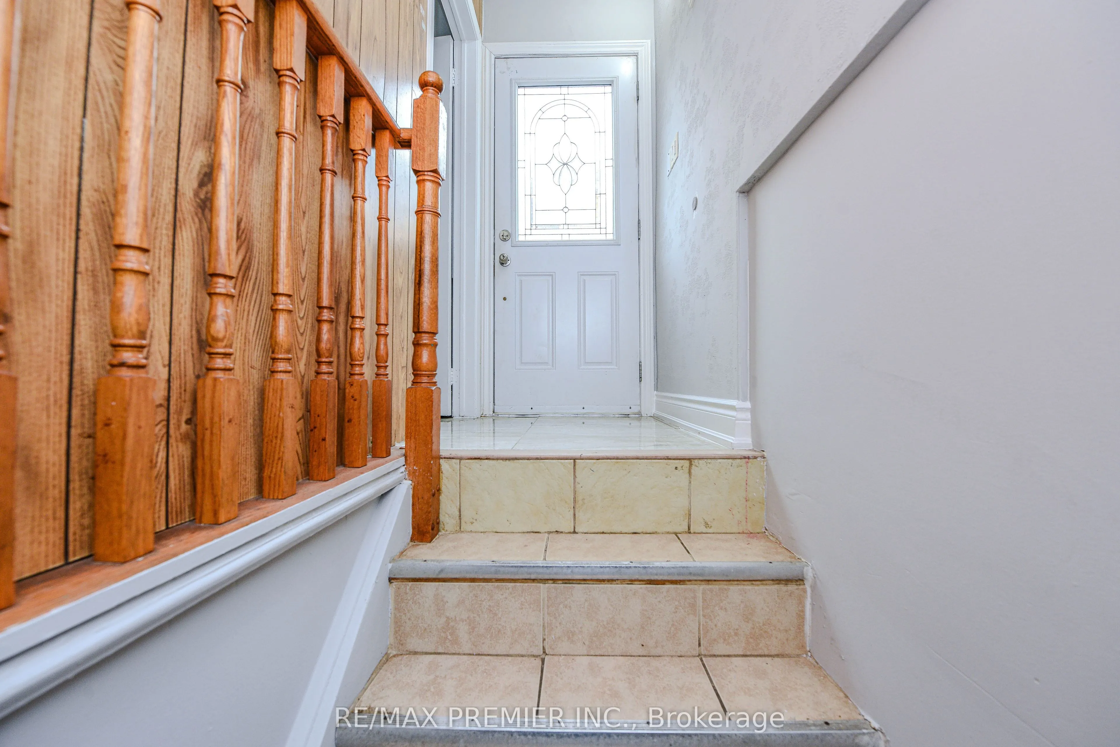 3764 Wyewood Road