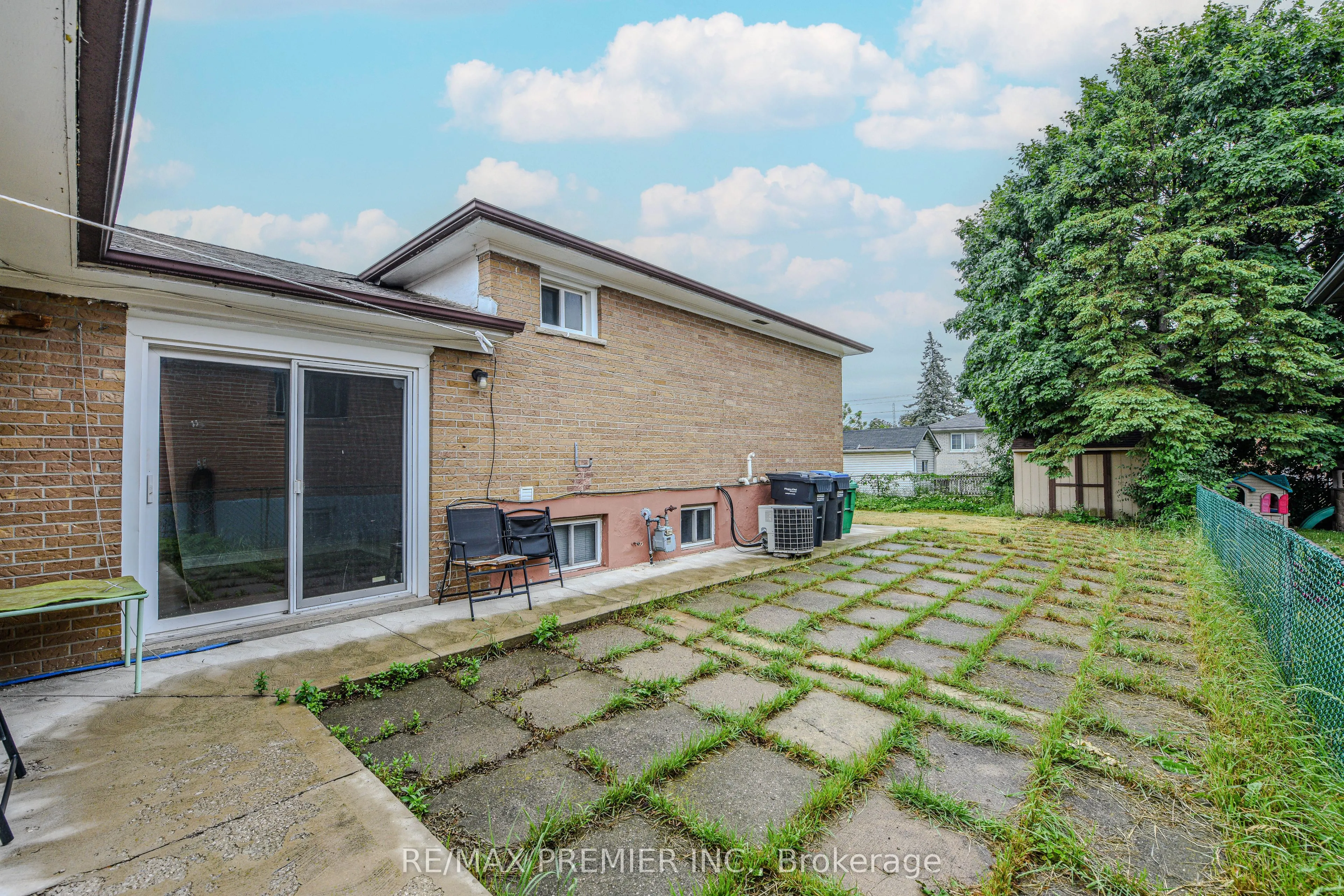 3764 Wyewood Road
