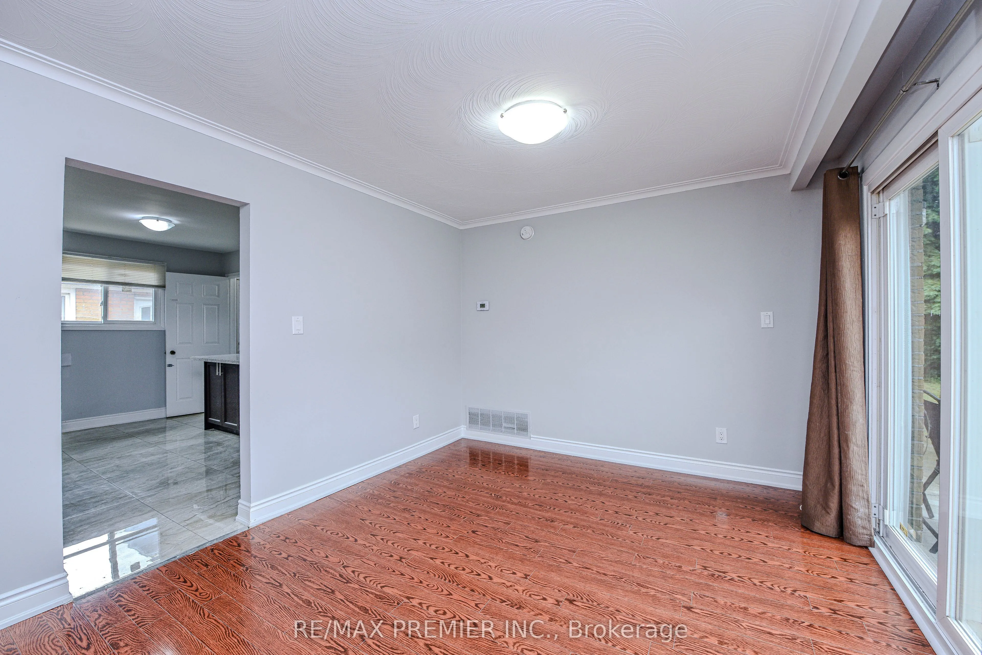 3764 Wyewood Road